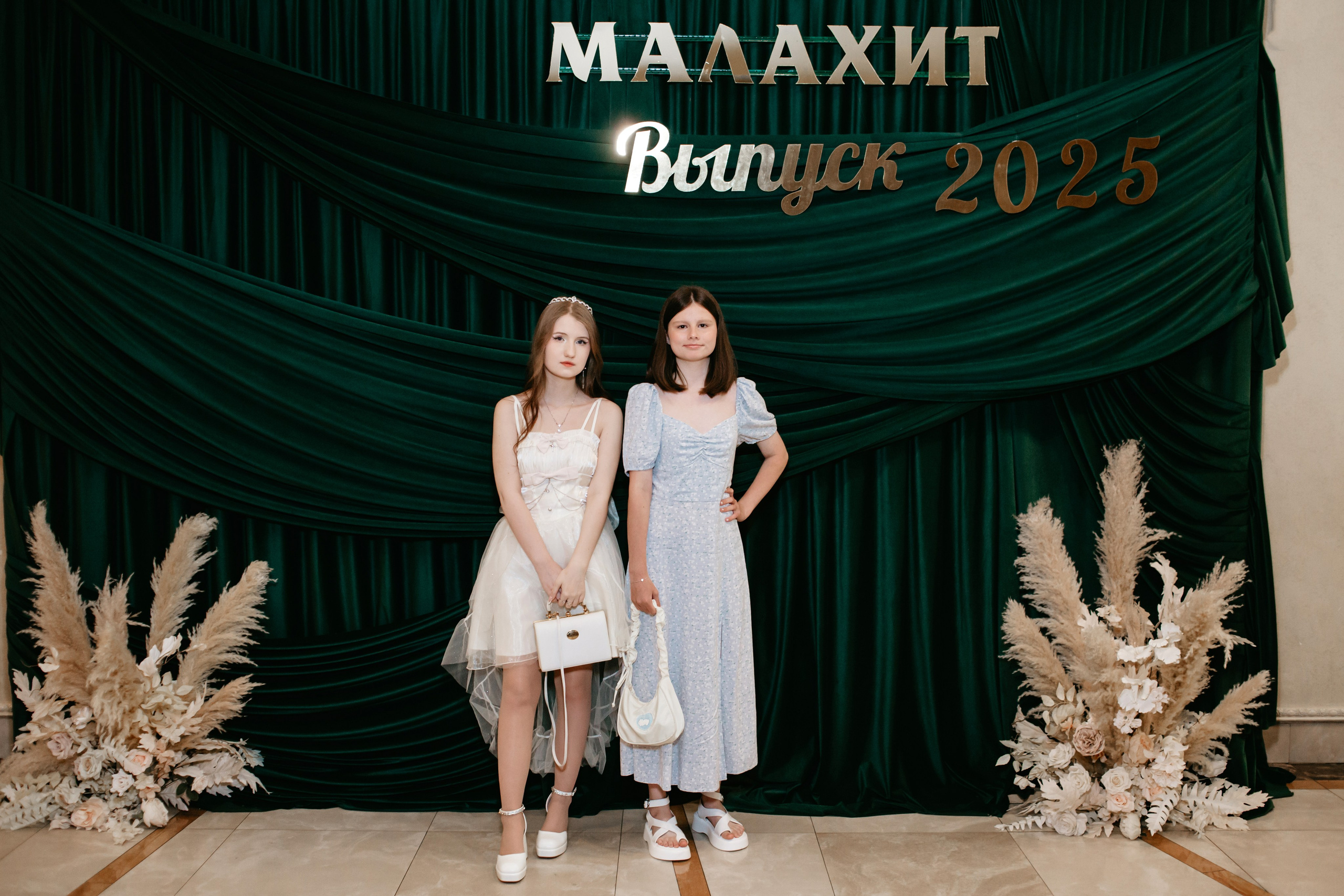 Выпускной 2025 (9класс) 124 школа. Фотограф в Челябинске Ополихина Анна