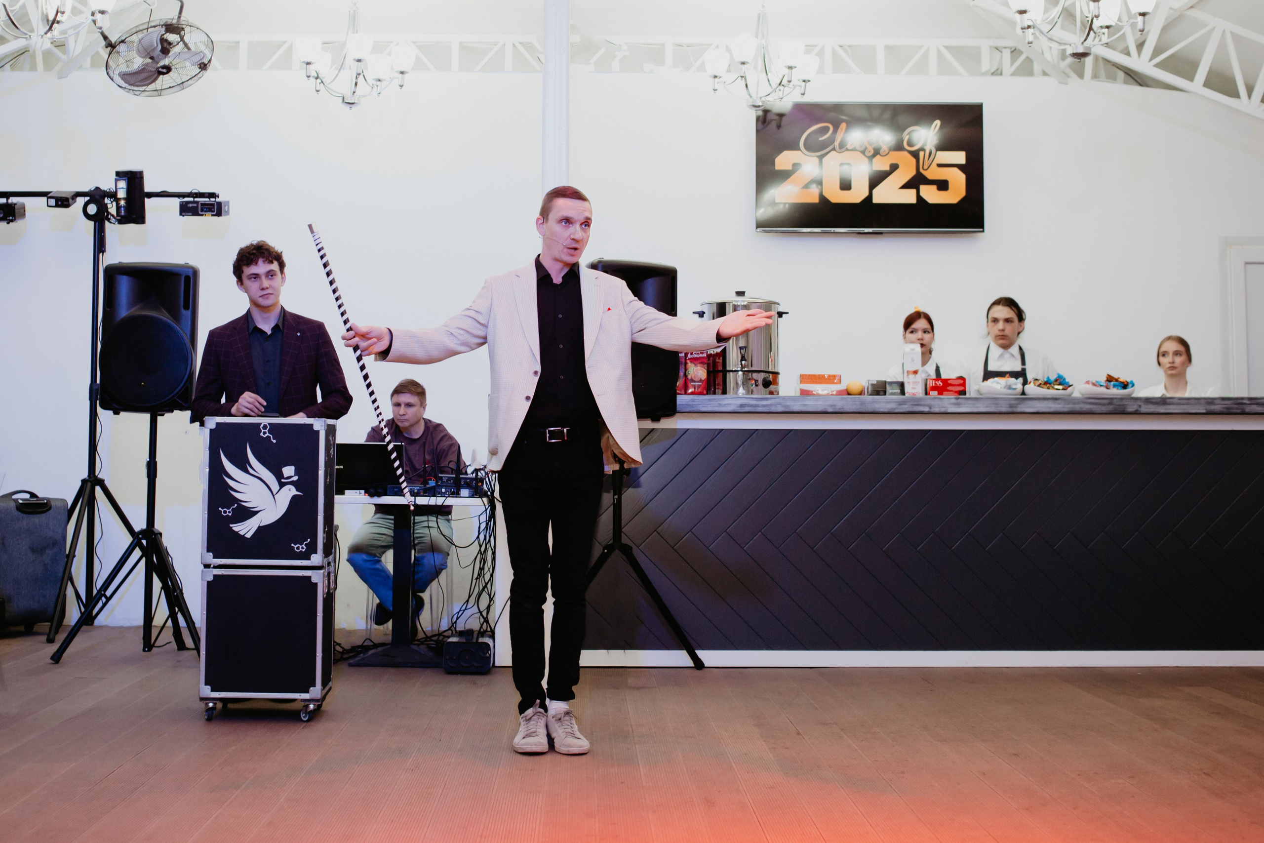 Выпускной 2025 (41 школа) 11 класс. Фотограф в Челябинске Ополихина Анна