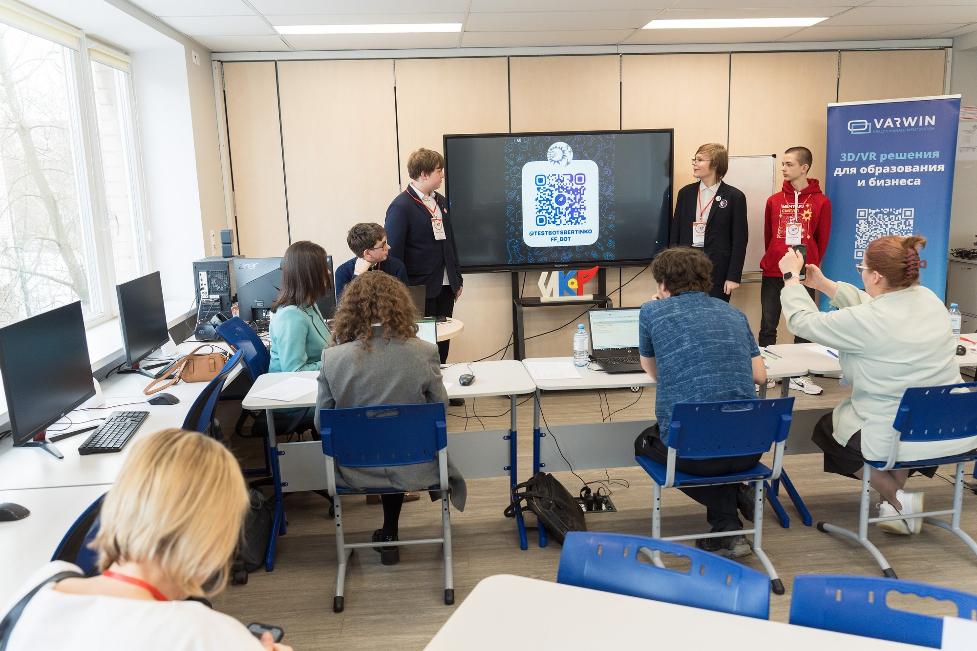 Инженерные кадры России. Репортажная съёмка в Санкт-Петербурге, Константин Петров