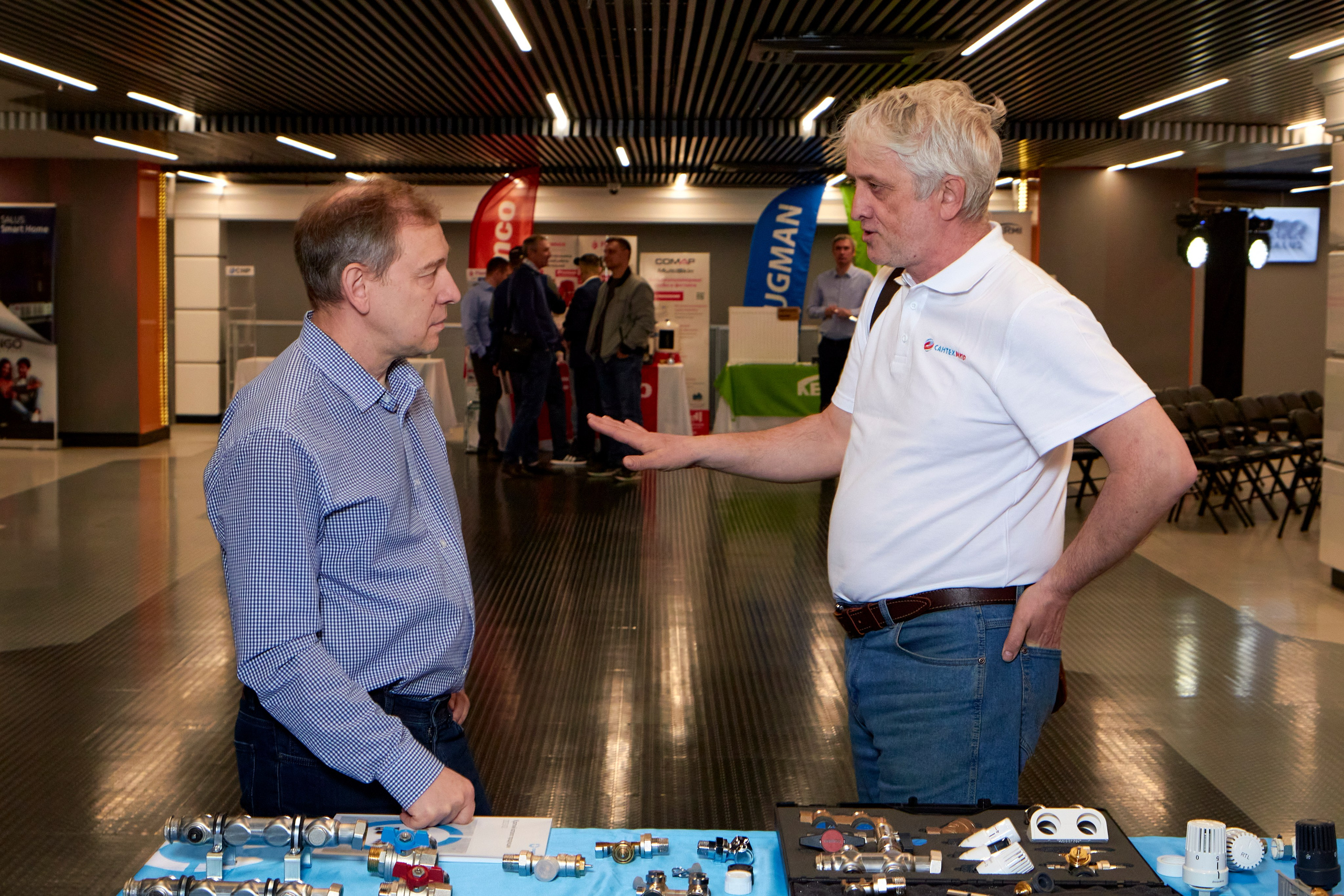 Мастер Ватт, конференция Екатеринбург 2023. Предметный и репортажный фотограф Алексей Кротов