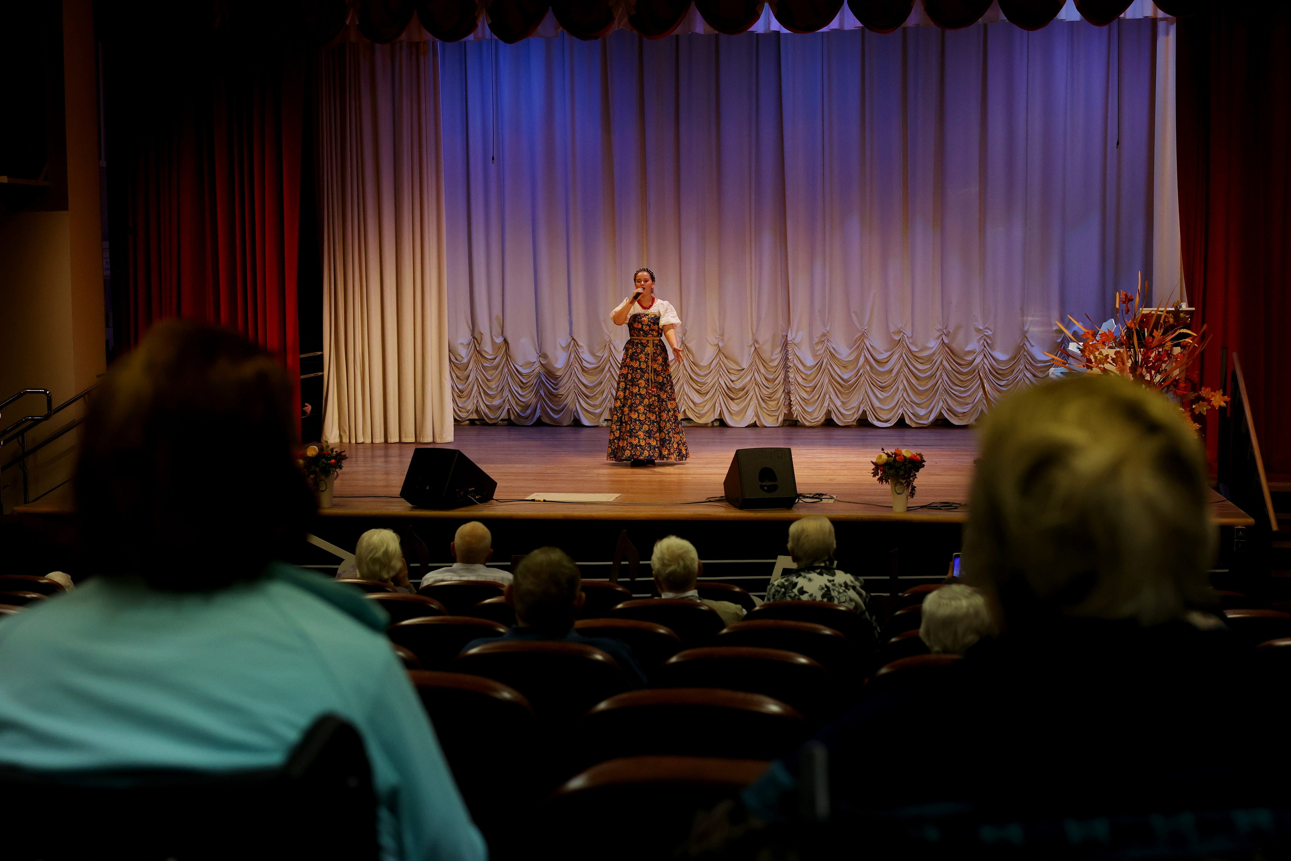 Концерт «От сердца к сердцу» для ветеранов 11.10.2023. Профессиональный фотограф в Москве Алёна Котова