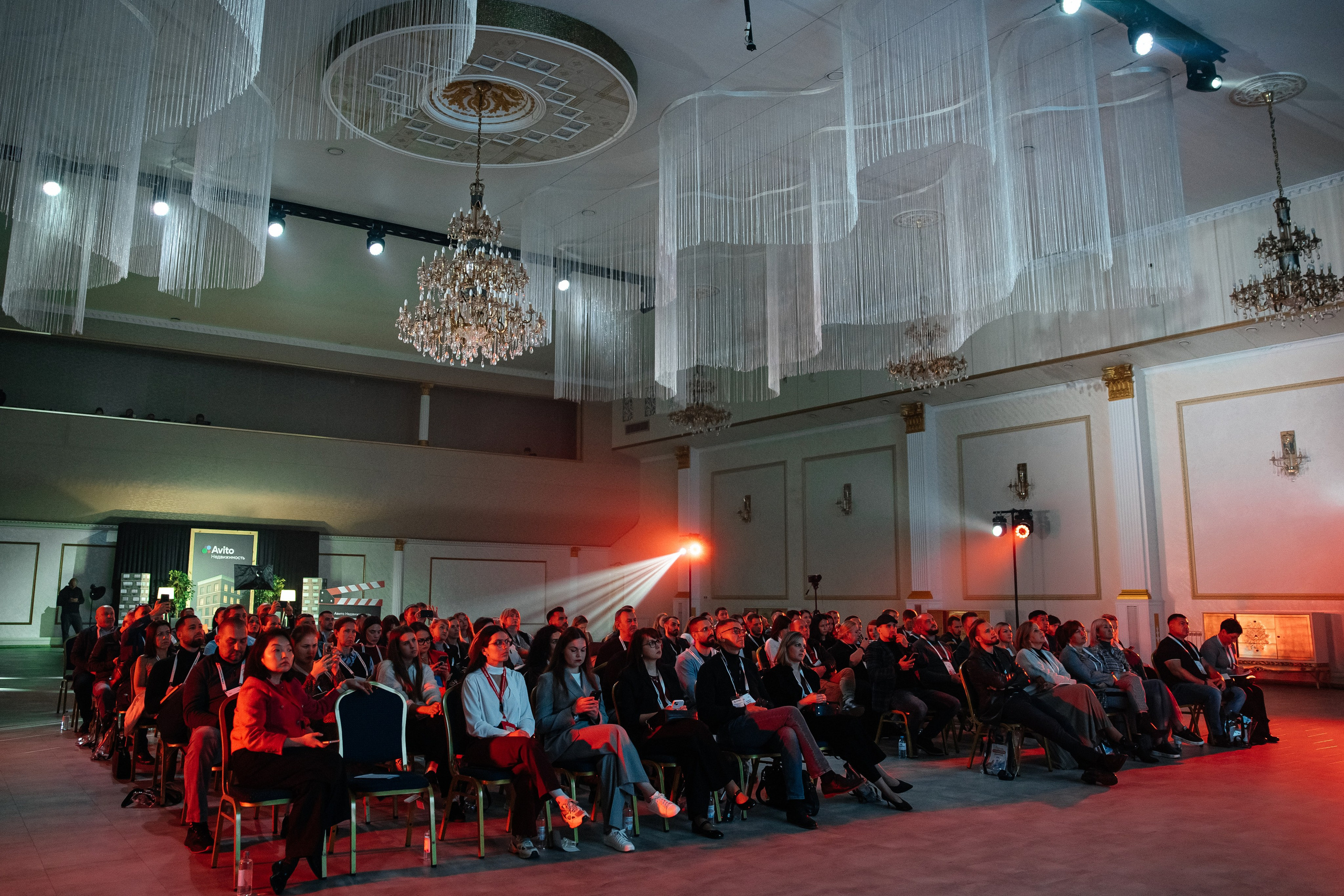 «АВИТО Недвижимость». Свадебный|семейный фотограф Краснодар, Москва, Питер