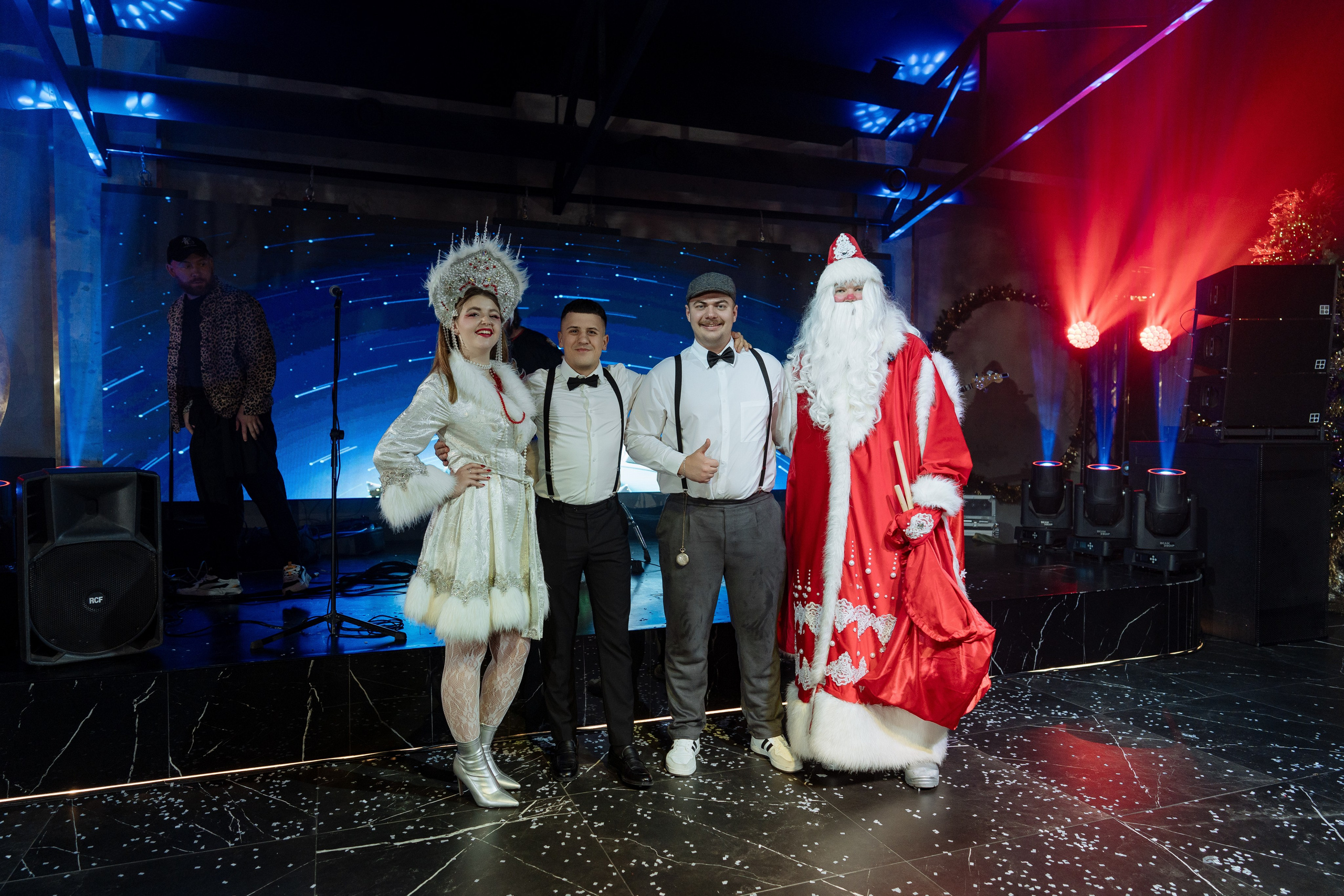 Альбион Тур