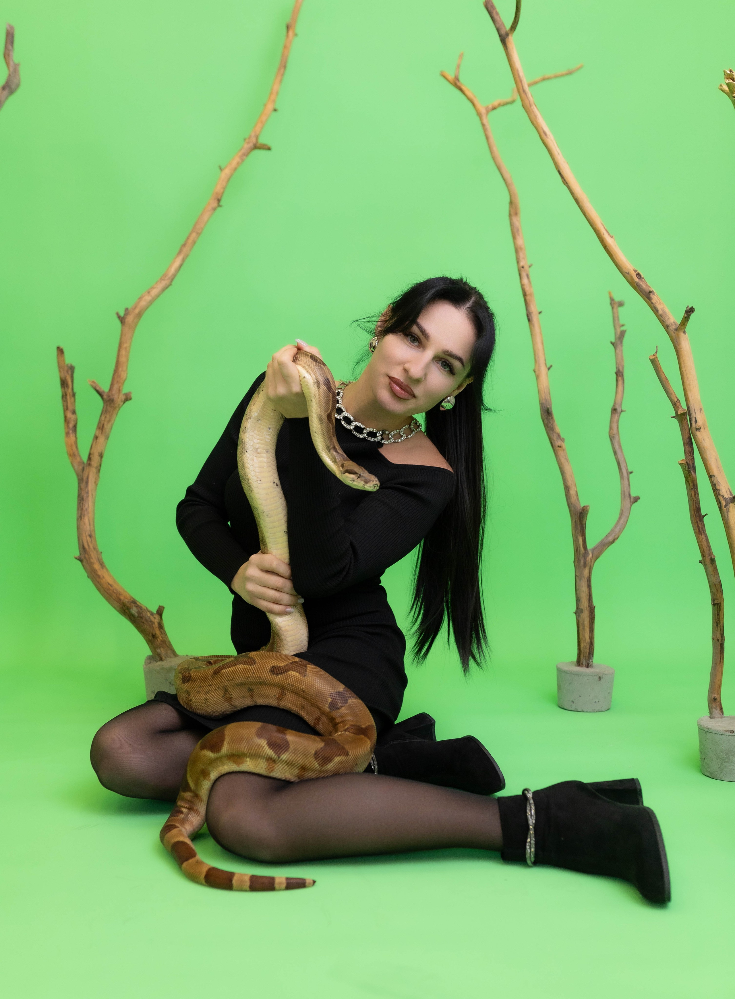 Фотосессии со змейкой. Свадебный и семейный фотограф Виолетта в Липецке