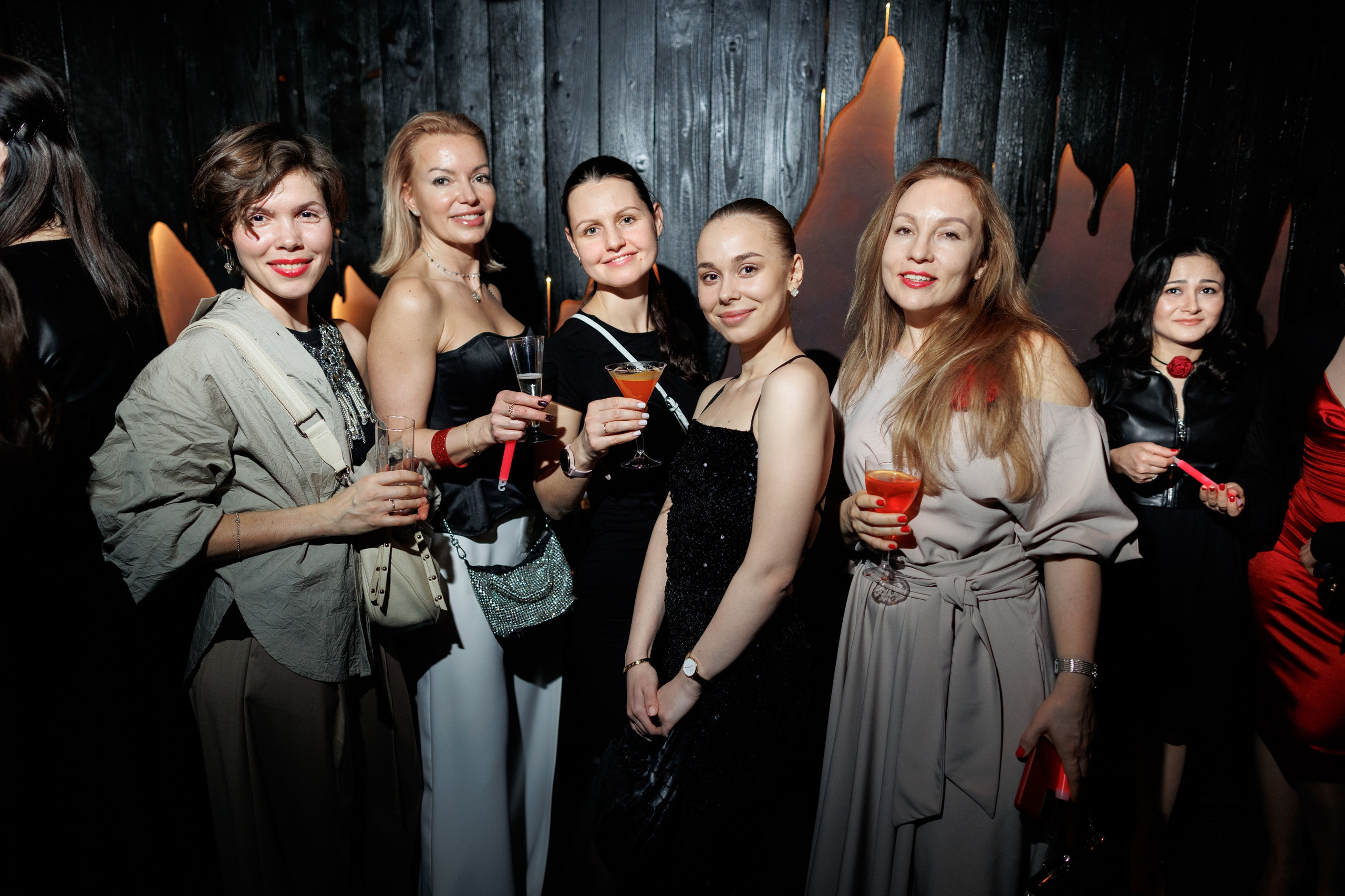 New Year Подружки 23/2024. Свадебный, портретный и репортажный фотограф Дмитрий Карпов