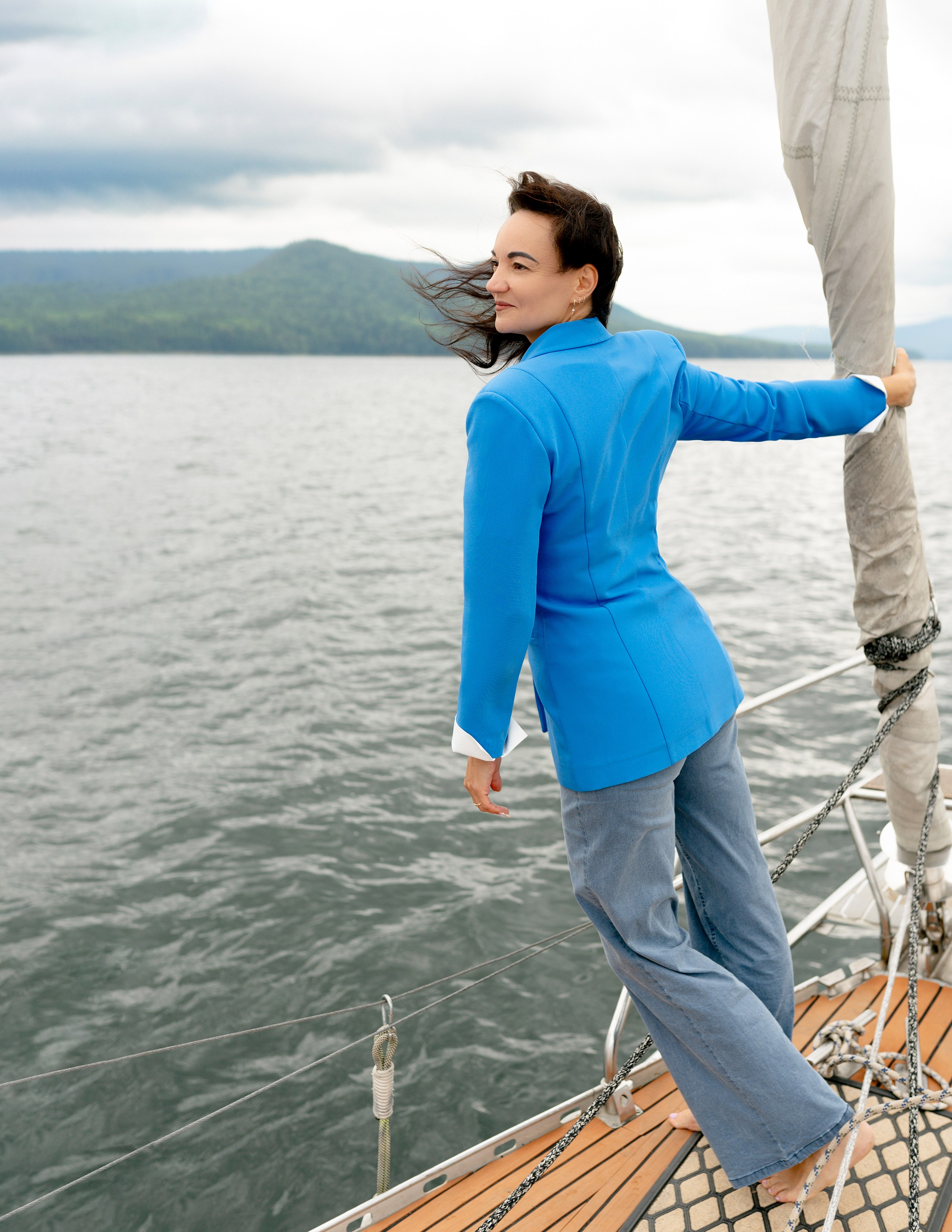 Фотосессия на природе на яхте. Фотограф Ким Наталья в Красноярске