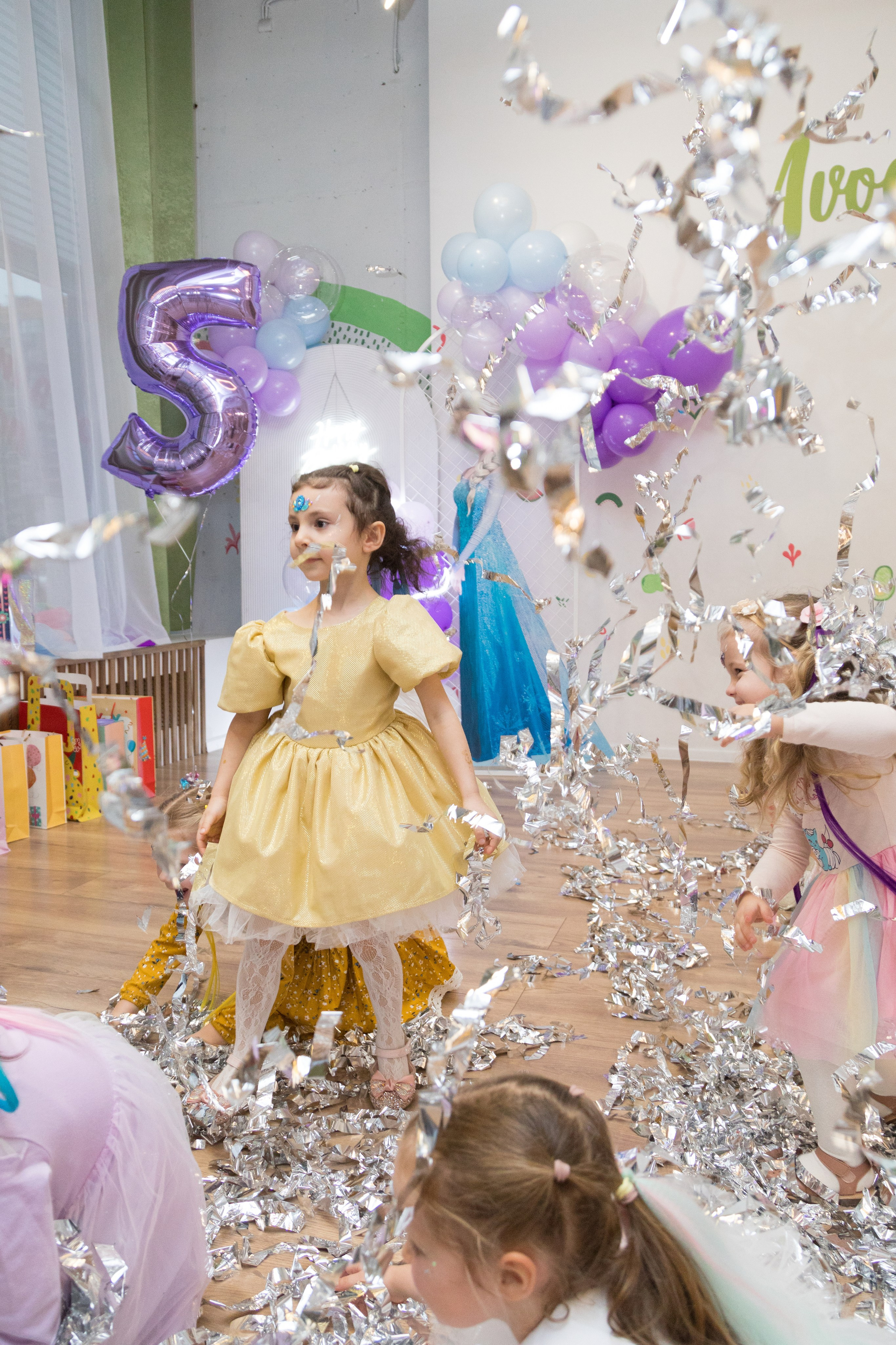 День рождения Валерии в Avocado Friends, 5 лет. Детский и контент фотограф Надя Волкова Санкт-Петербург