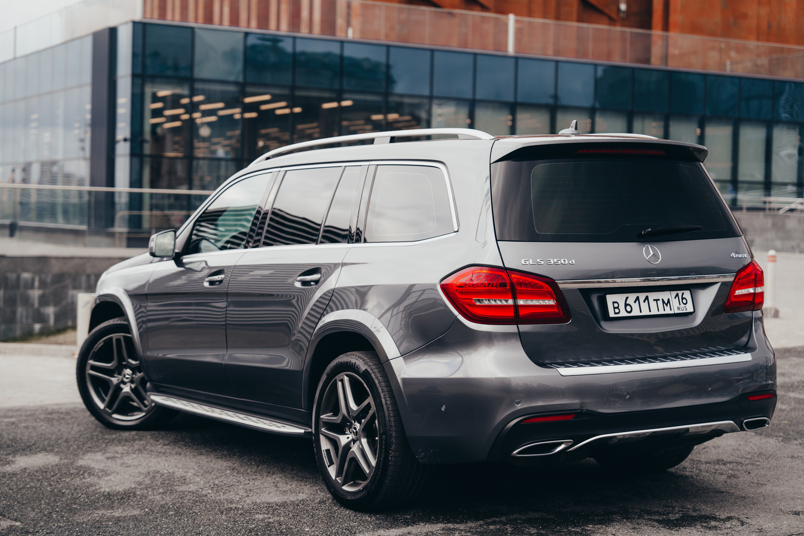 Mercedes-Benz GLS-Class 350 d. Идеальные портреты для соцсетей — Фотограф Ленар