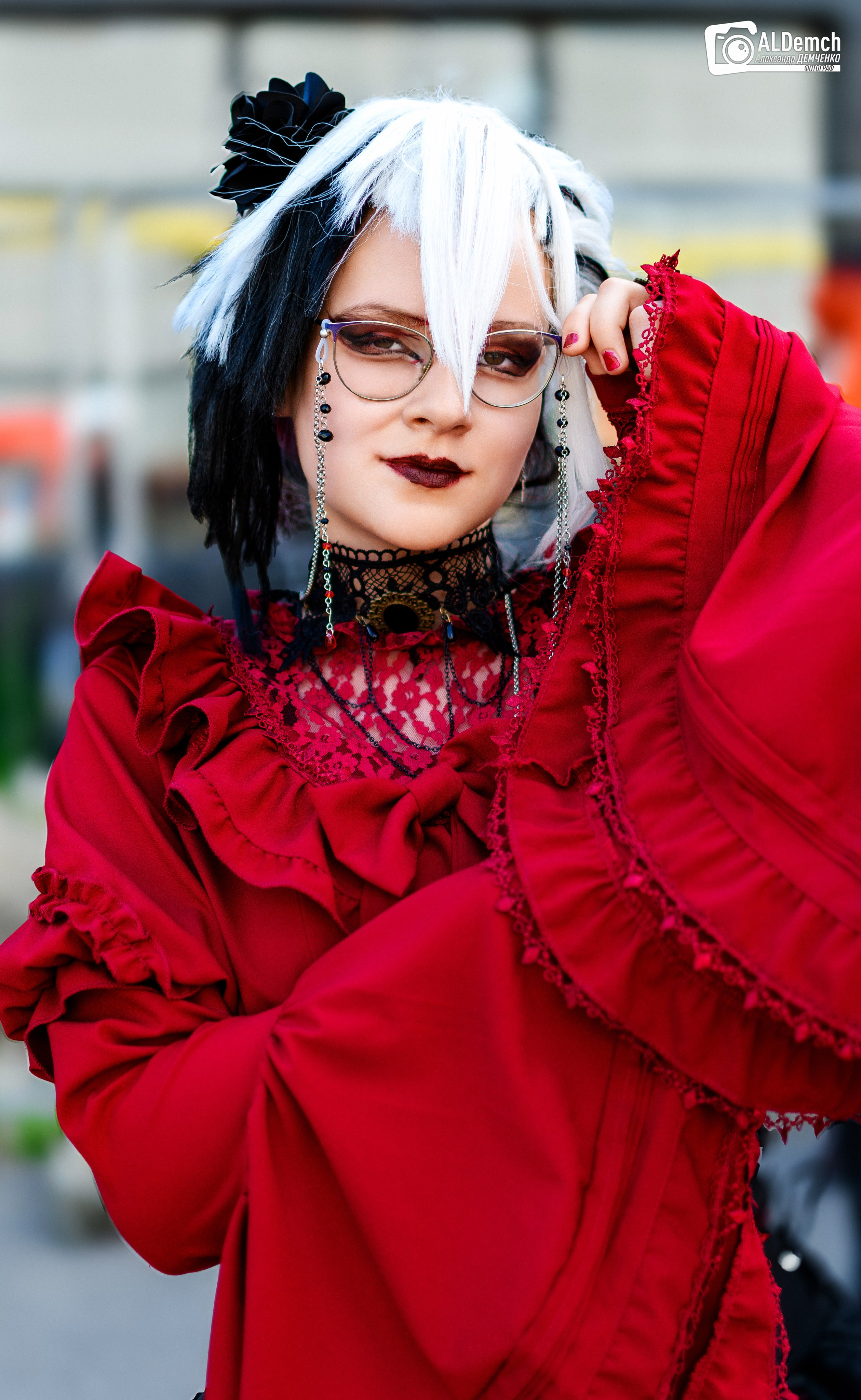 Аниме картинки персонажей и косплей фото в России Москве