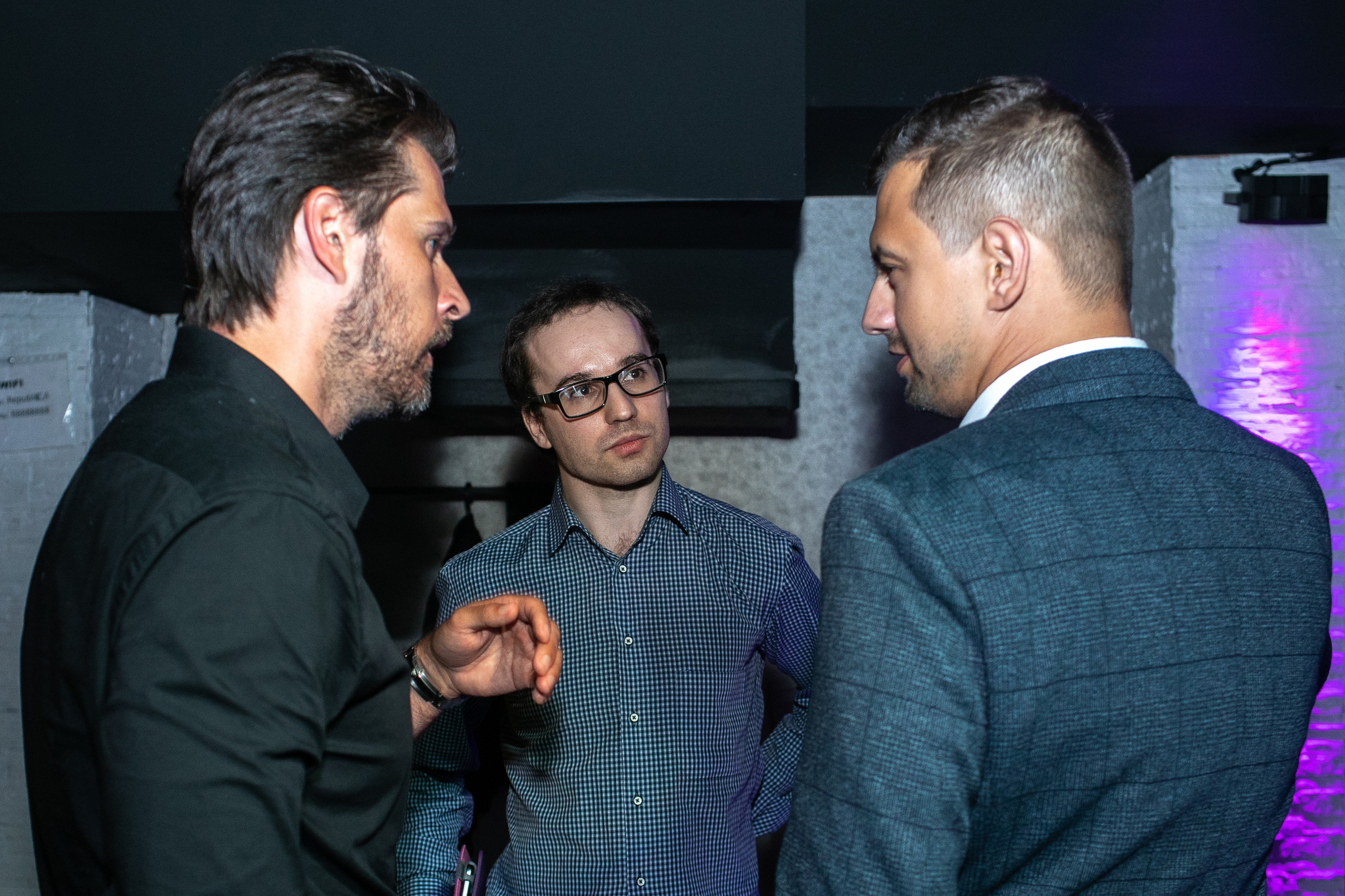 Встреча криптовалюте. Art photographer Nino