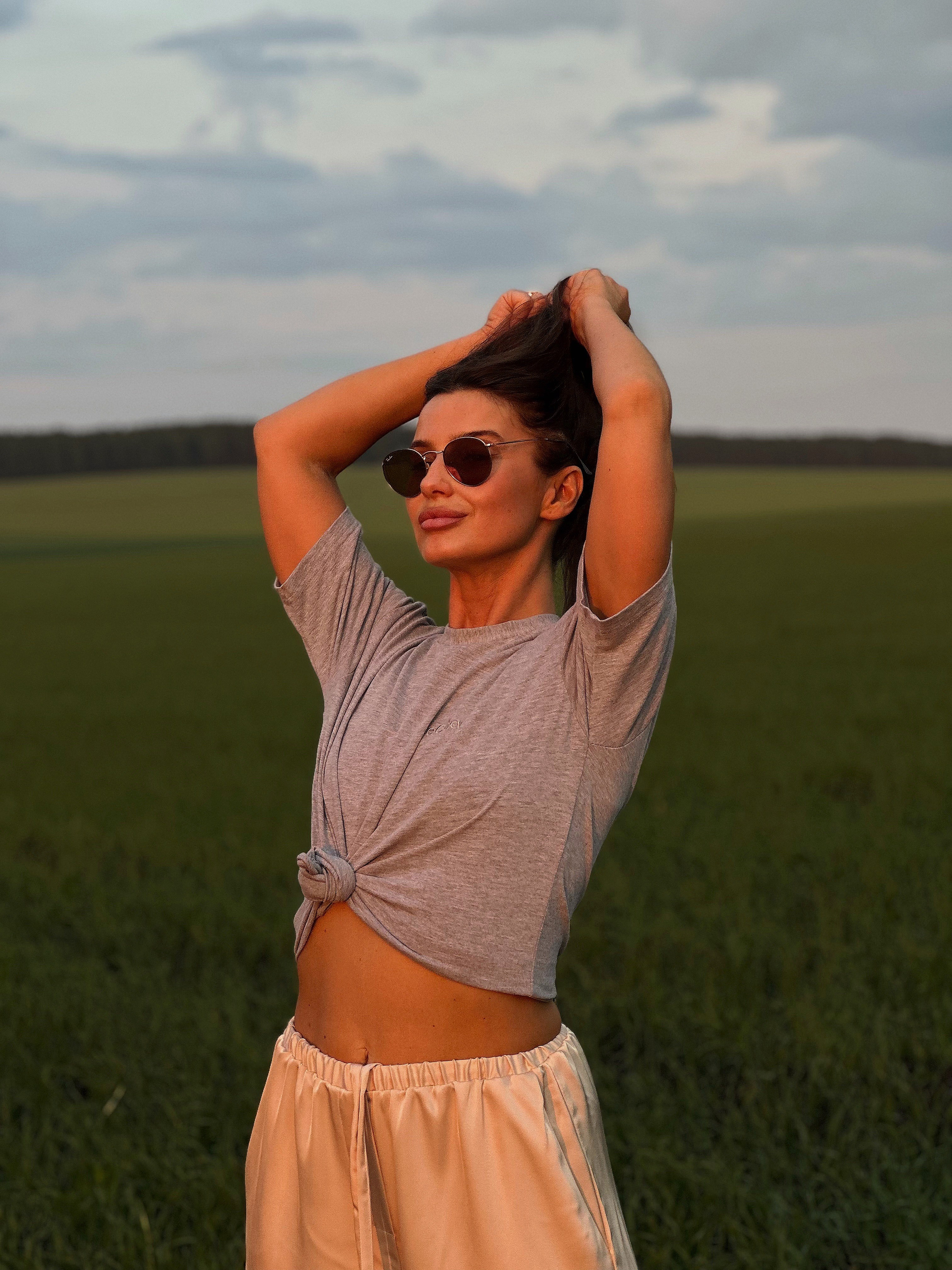 Летний lookbook для бренда одежды «LeCóache». Главная