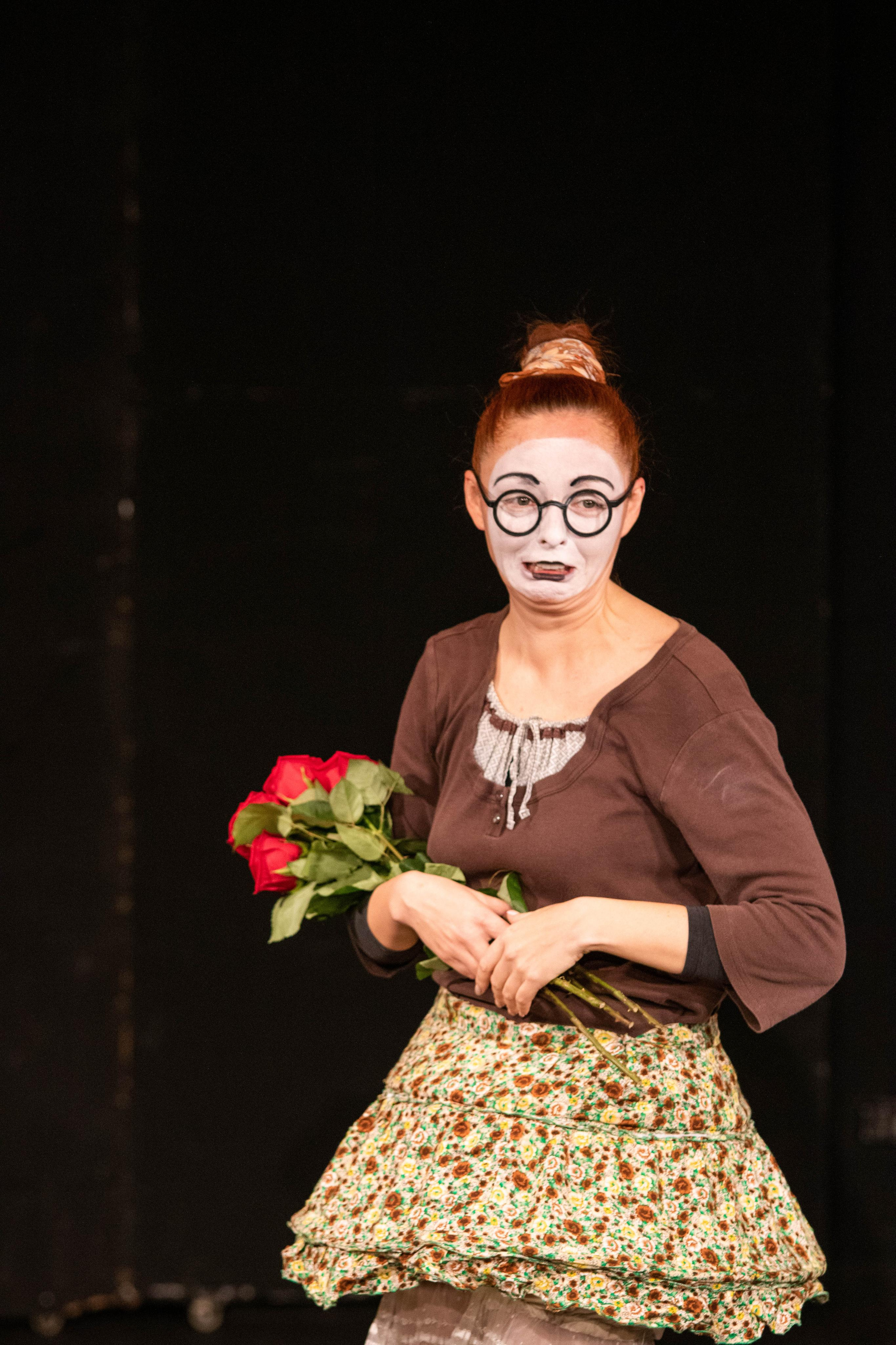 Жизнь Ж. Режиссер: Ольга Аничкова. Москва. Конный и театральный фотограф Анапа