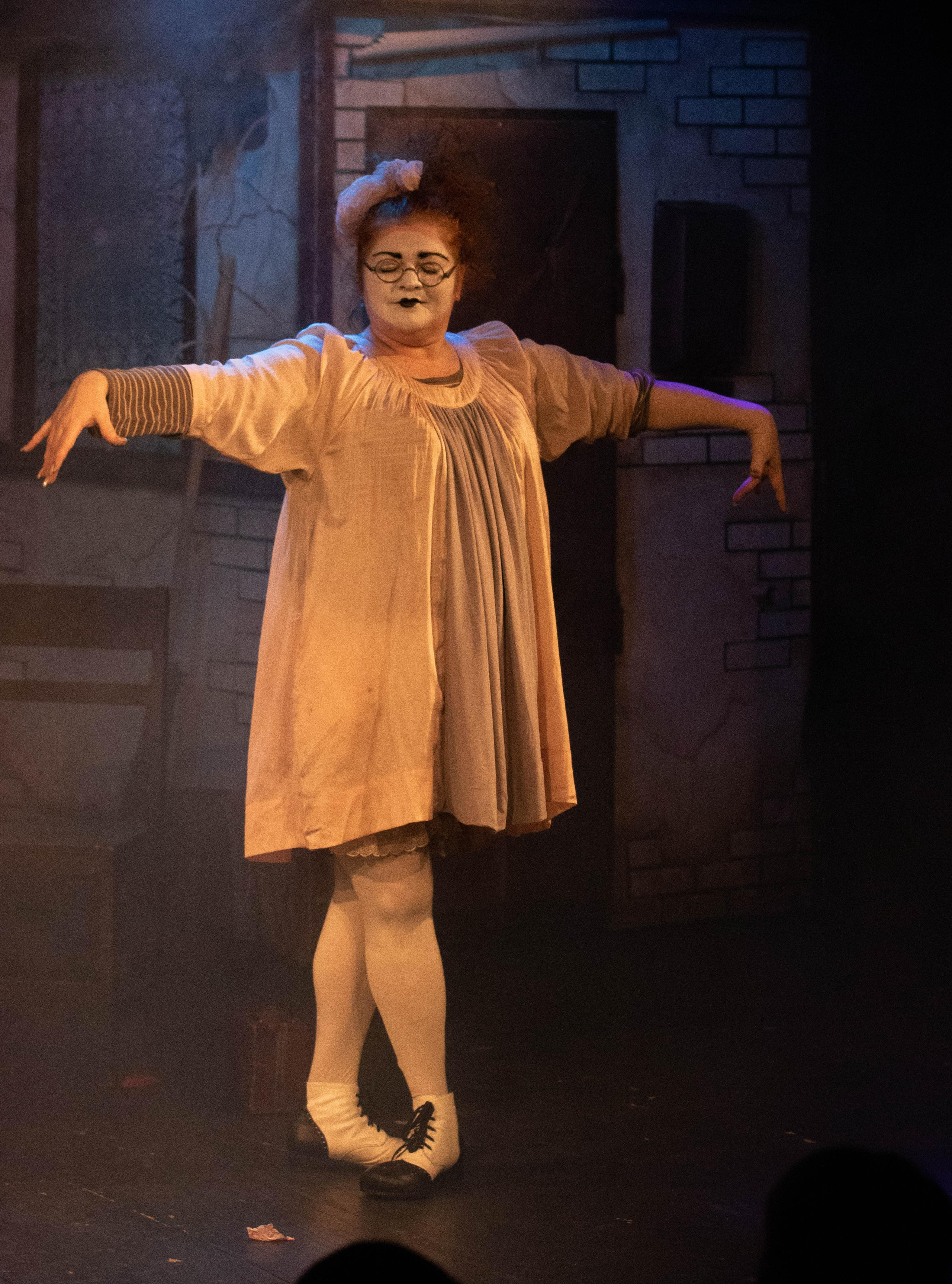 Жизнь Ж. Режиссер: Ольга Аничкова. Москва. Конный и театральный фотограф Анапа