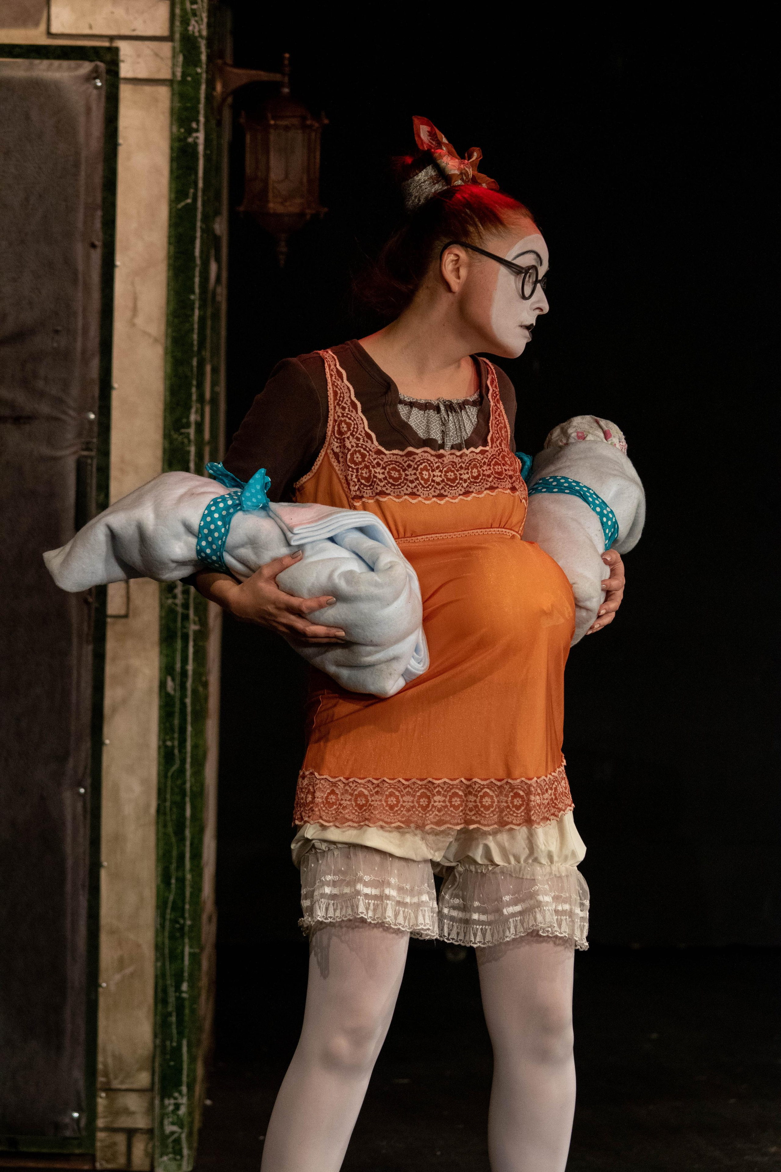 Жизнь Ж. Режиссер: Ольга Аничкова. Москва. Конный и театральный фотограф Анапа