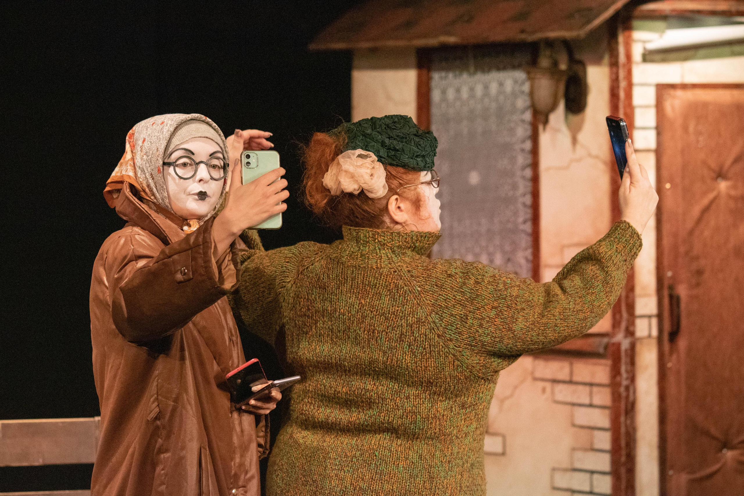 Жизнь Ж. Режиссер: Ольга Аничкова. Москва. Конный и театральный фотограф Анапа