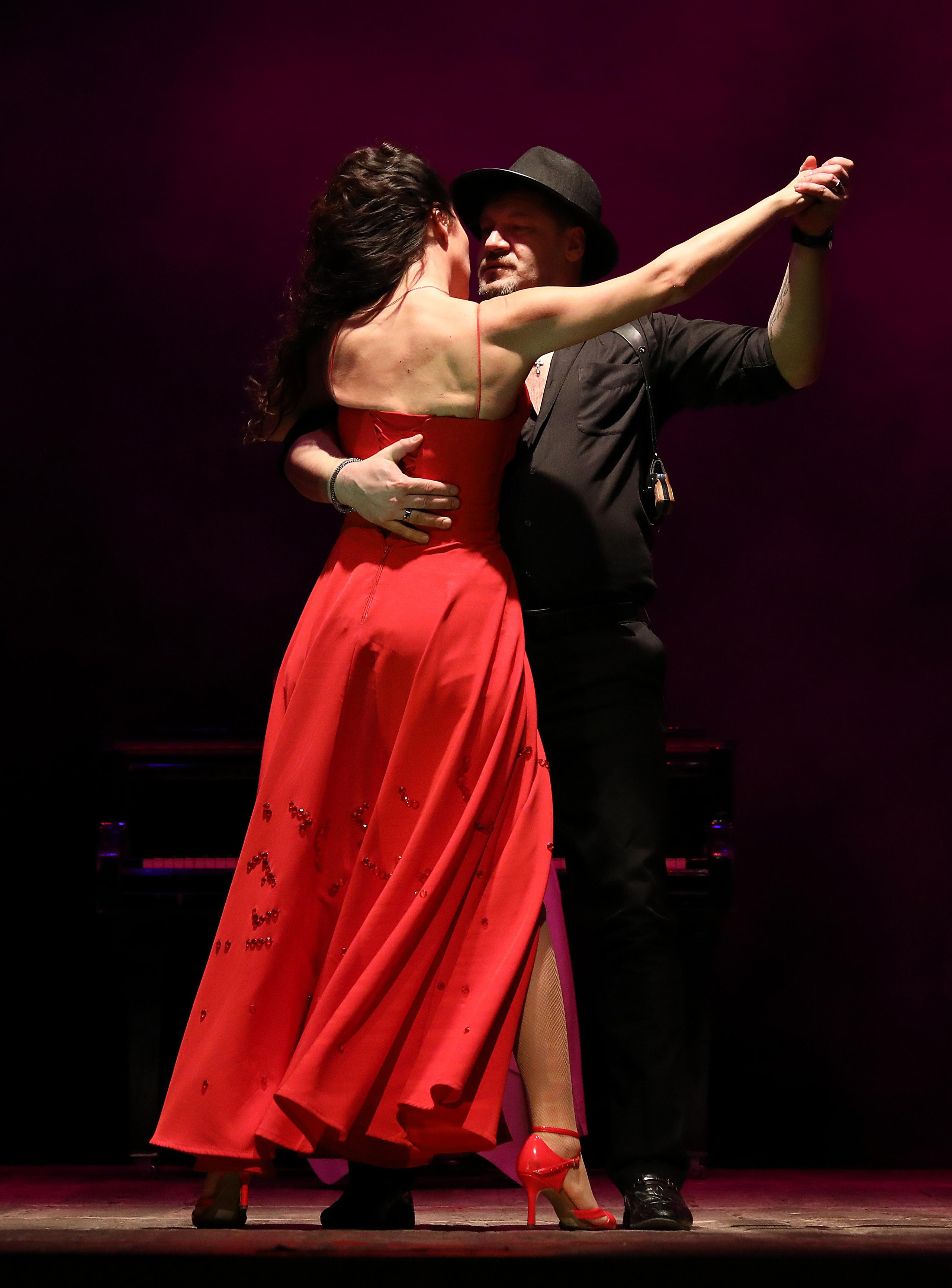 Случайное танго. Юлия Такшина и Михаил Химичев. Тур 2022-2023. Конный и театральный фотограф Анапа