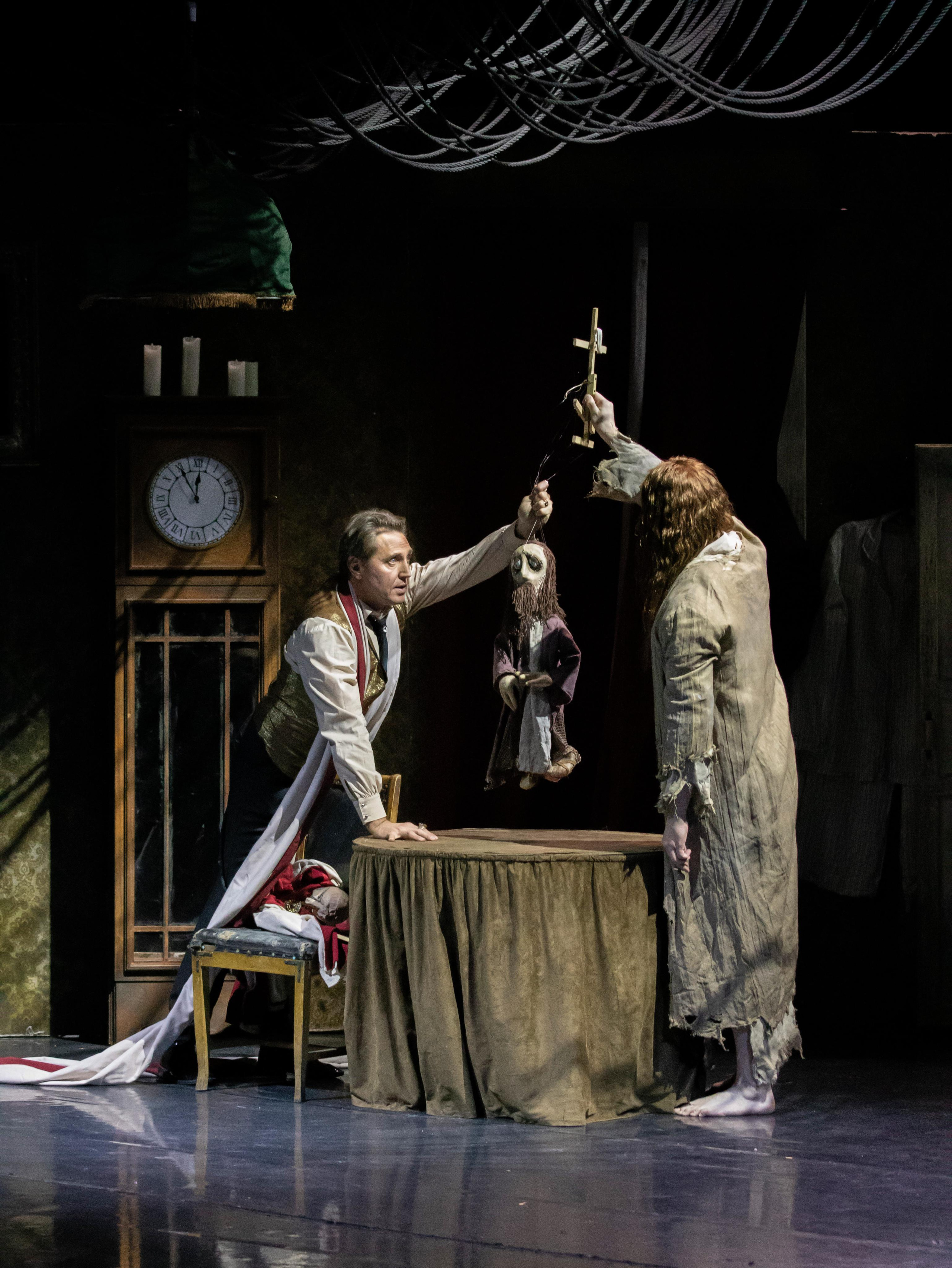 Булгаков. Куклы. Режиссер: Ольга Аничков. Москва. Конный и театральный фотограф Анапа