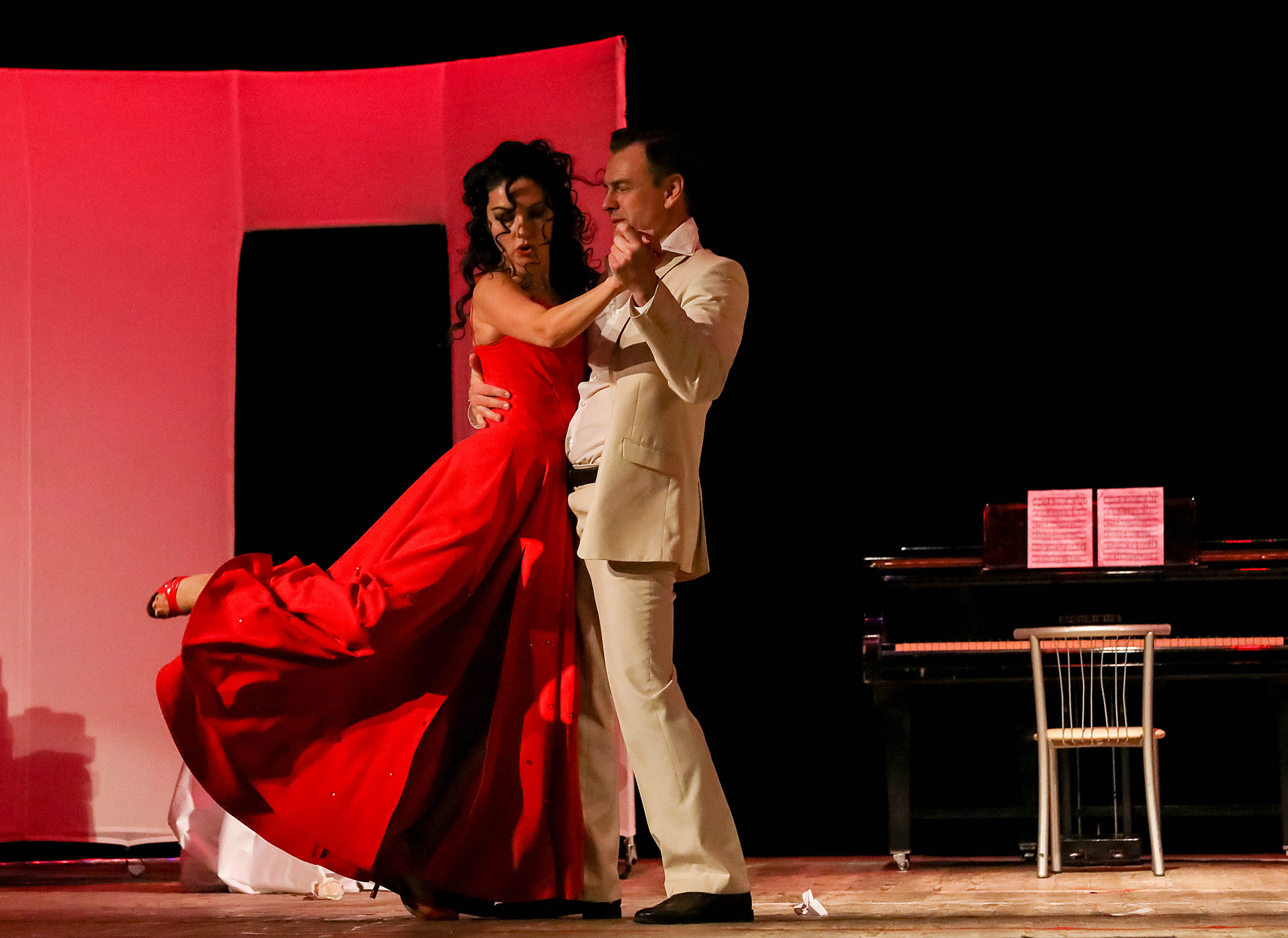 Случайное танго. Юлия Такшина и Михаил Химичев. Тур 2022-2023. Конный и театральный фотограф Анапа