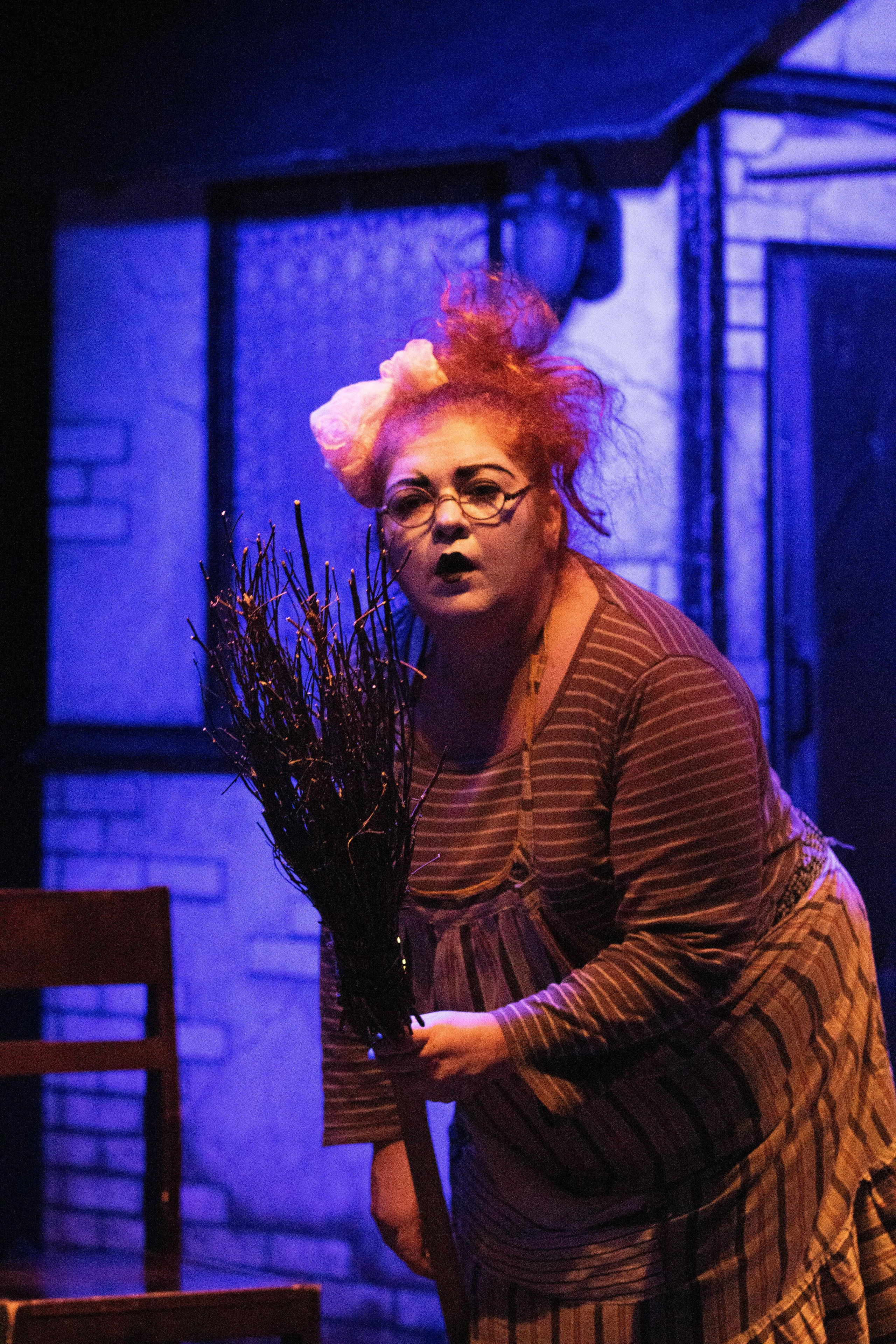 Жизнь Ж. Режиссер: Ольга Аничкова. Москва. Конный и театральный фотограф Анапа