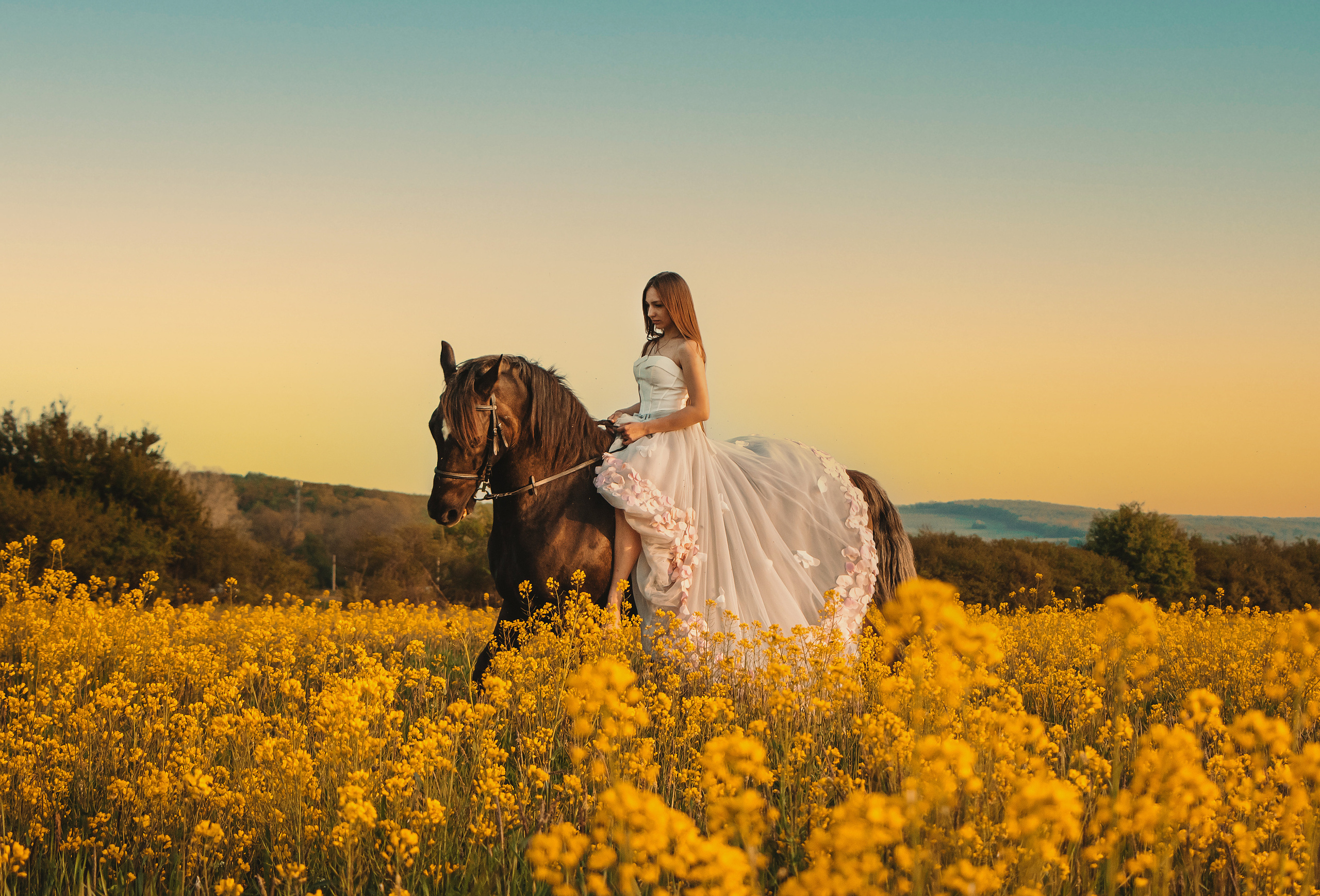 Весенние цветения. Конный и театральный фотограф Анапа