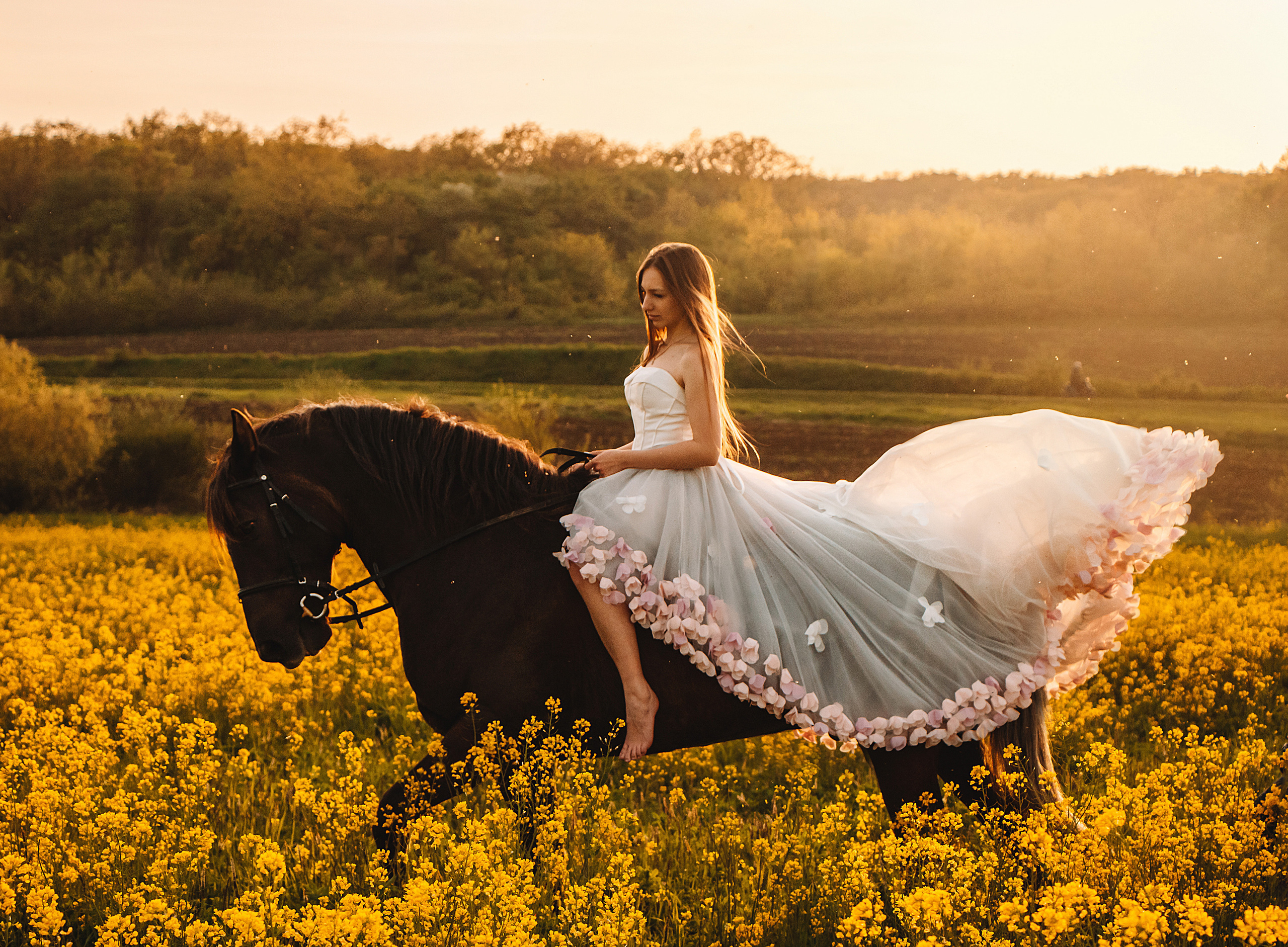 Весенние цветения. Конный и театральный фотограф Анапа