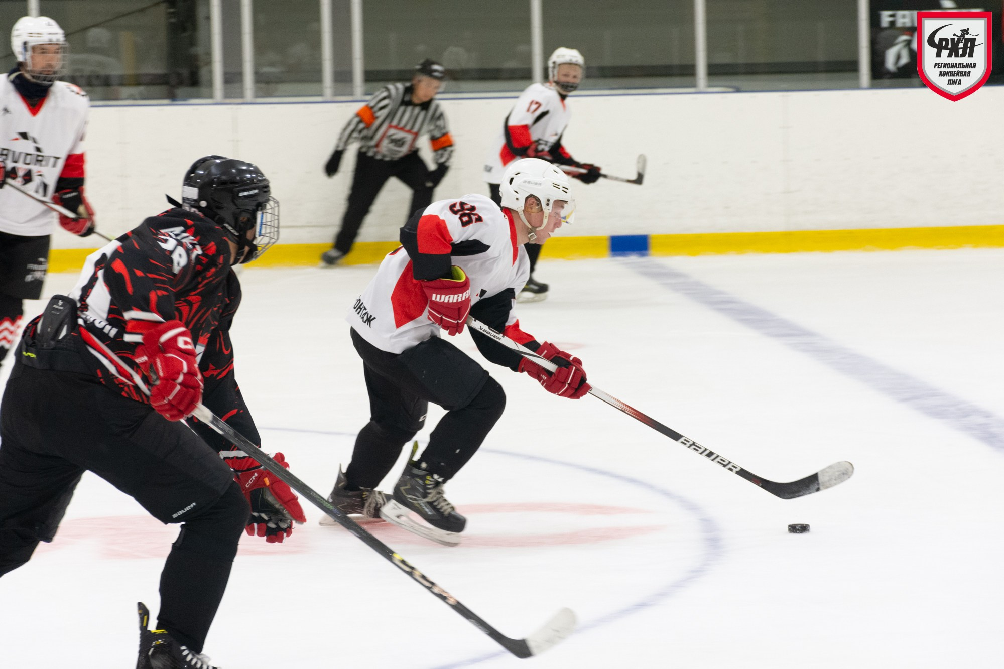 Хоккей. Фотограф Максим Буряк