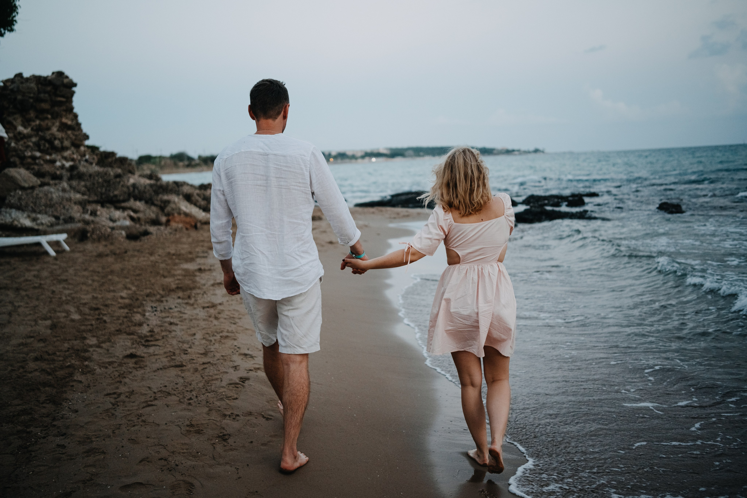 Съемка пары на море. Портретный и свадебный фотограф в Тбилиси • xeniqo