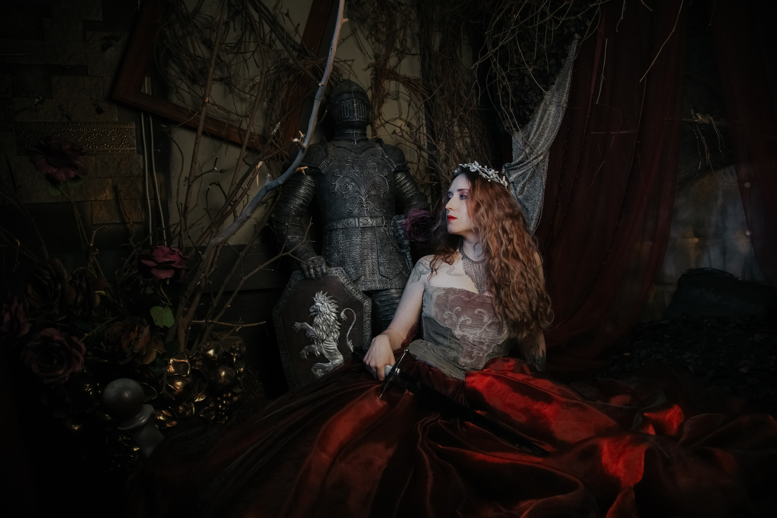 Фотосессия к выходу духов «Неблагой двор». Фотограф Ellairen