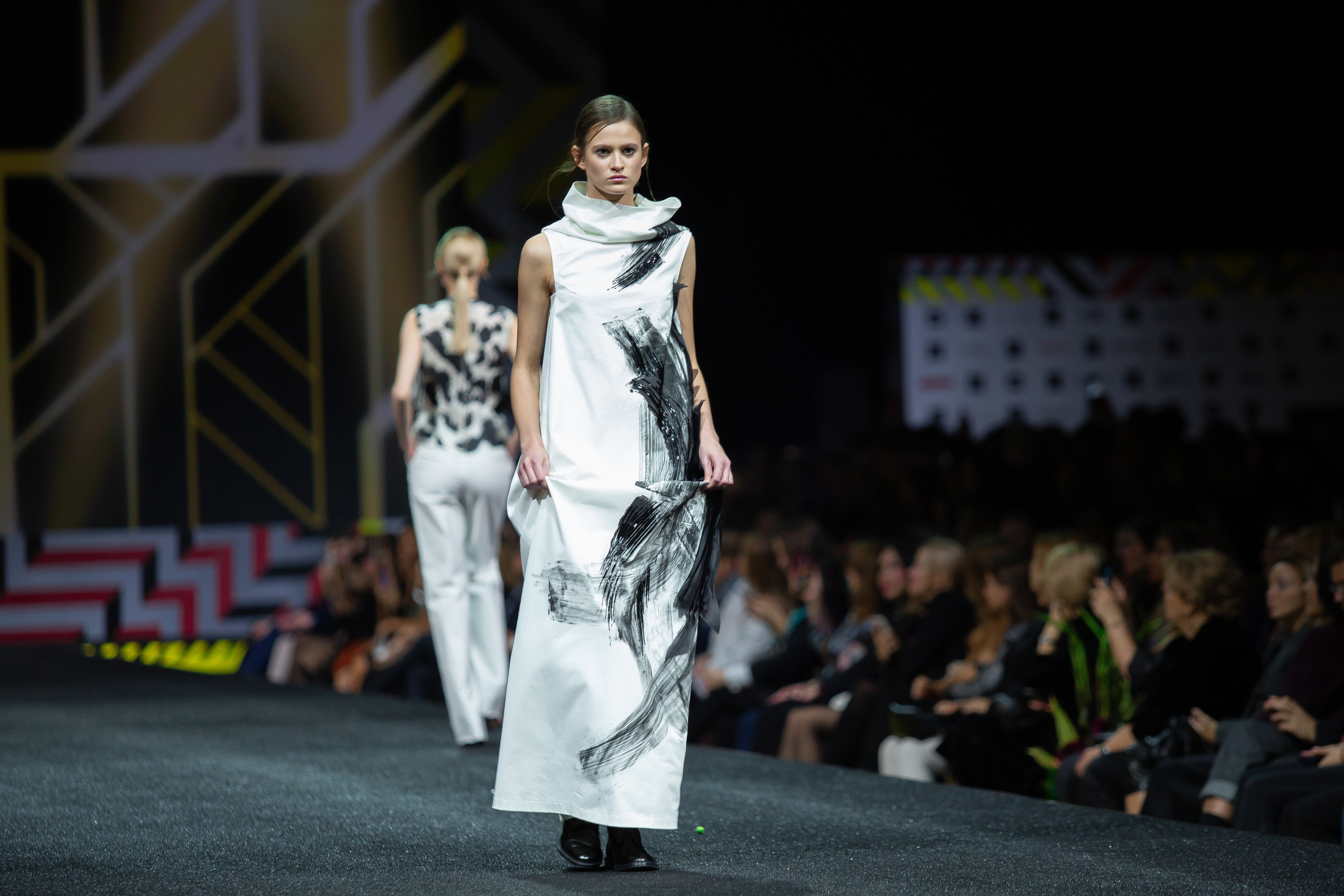 Valentin Yudashkin. Photographer Sonkina Tatiana (Tanya Ash)