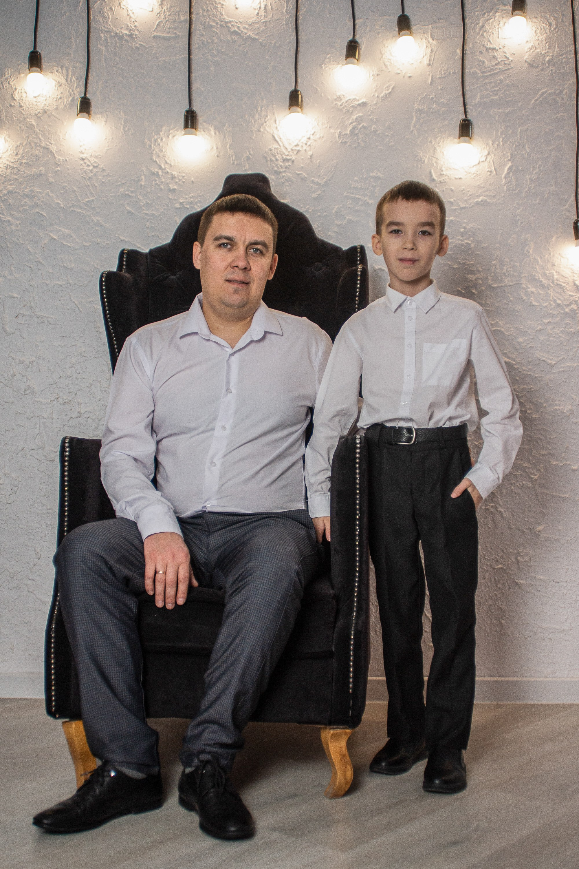 Студия (новогодняя семейная). Разноплановый фотограф в Москве