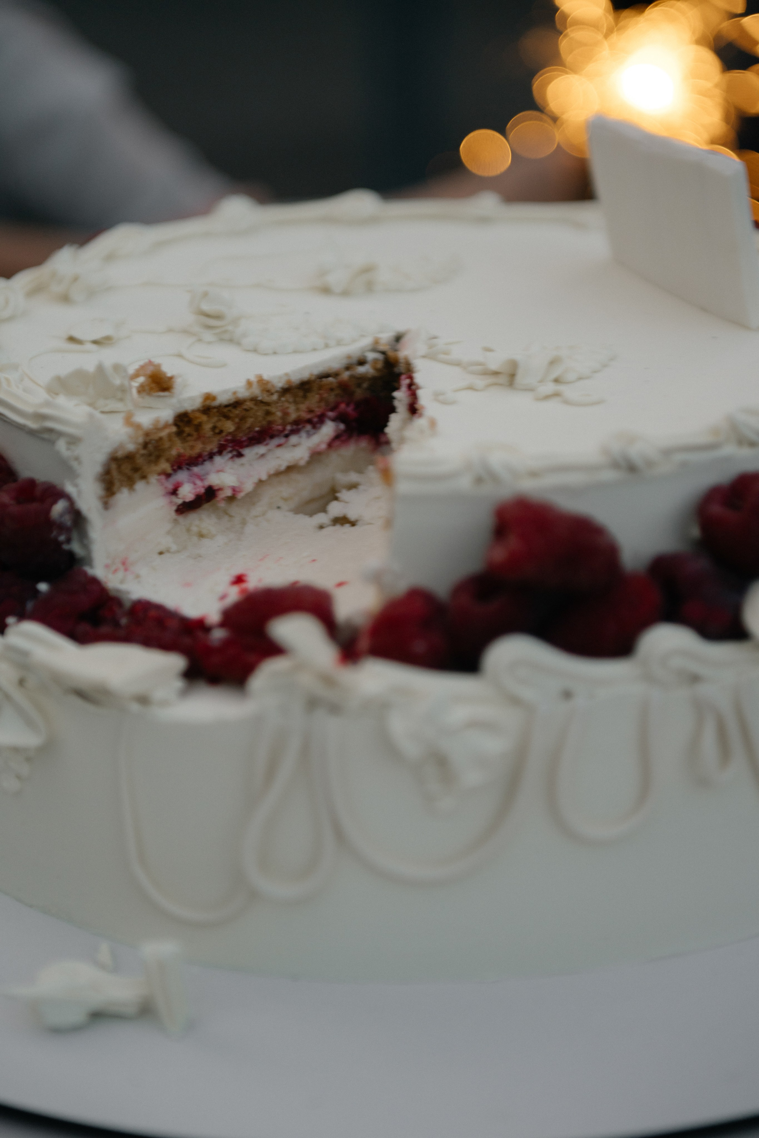 Wedding day in DELICE CHALET. Wedding PHOTOGRAPHER Andrew Vnukov