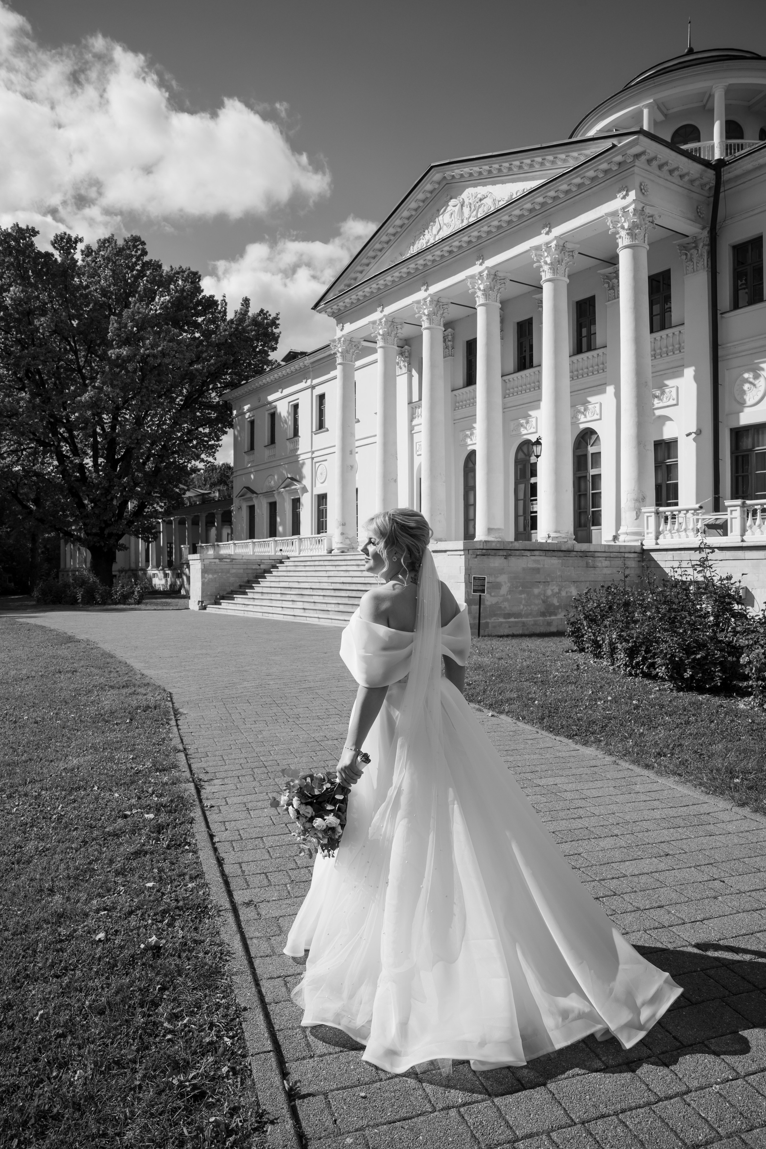 Регистрация и прогулка в Остафьево. Свадебный и репортажный фотограф (Москва, Королев и другие)