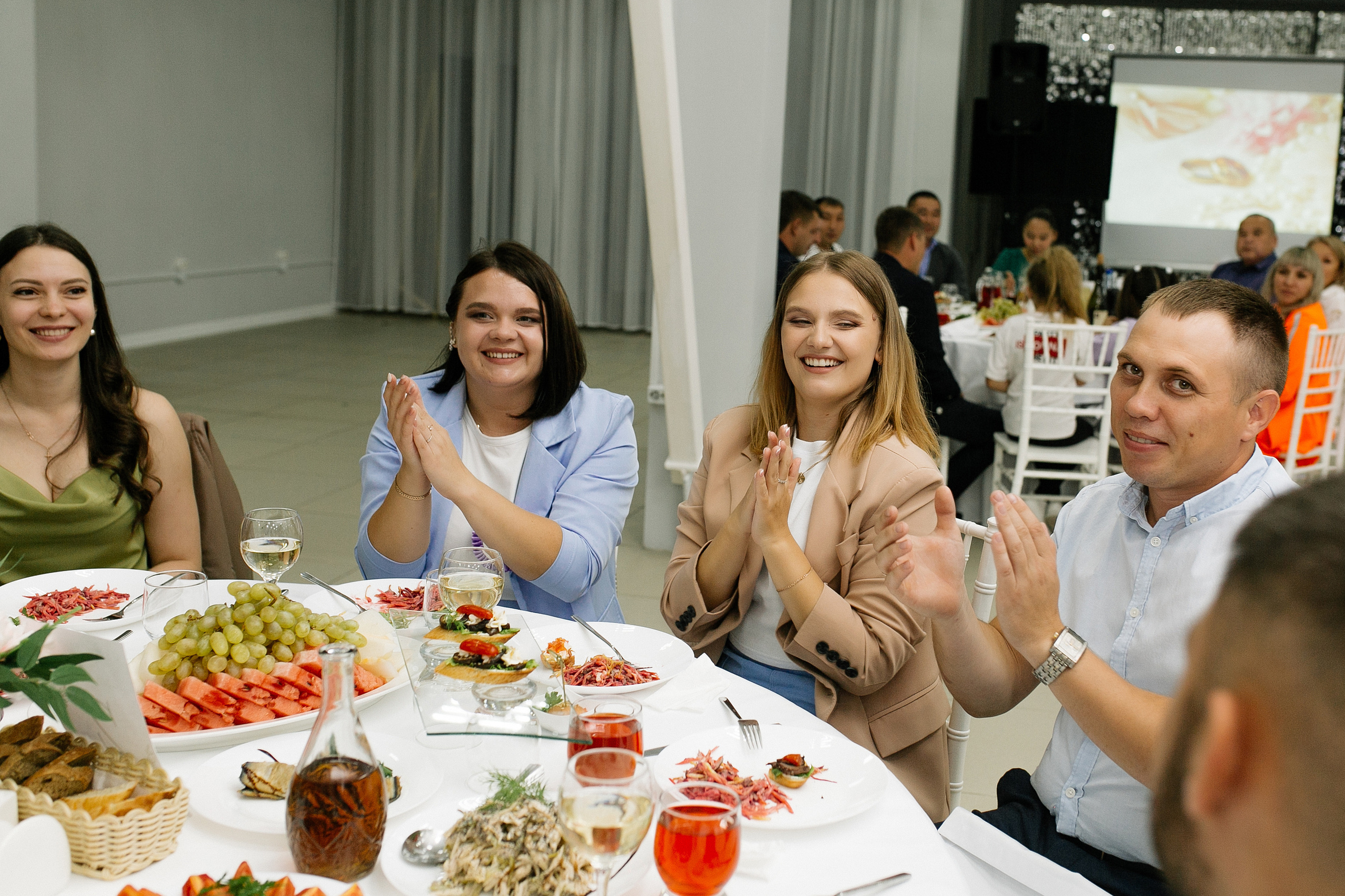 Кирилл и Ксения. Свадебный, семейный и детский фотограф в г. Абакан респ. Хакасия Любов