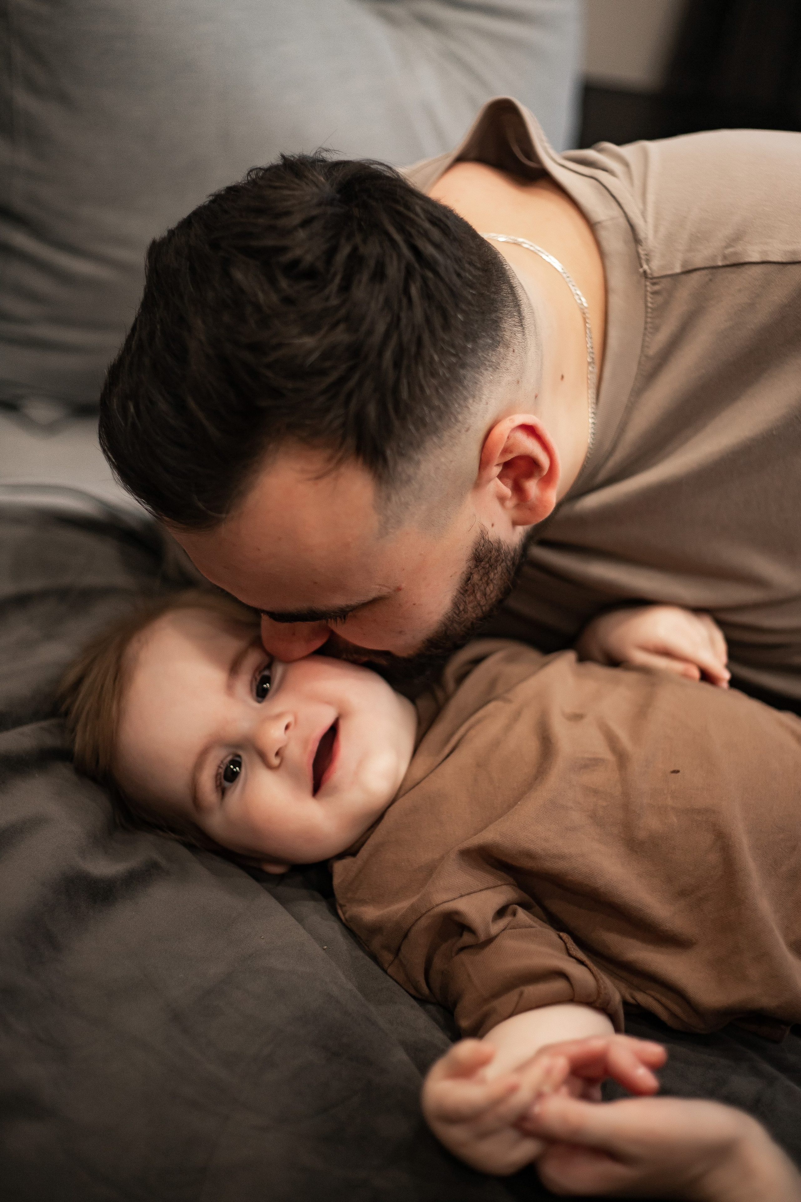 Совместный завтрак. Семейная съемка — это красивый способ признаться своей семье в любви