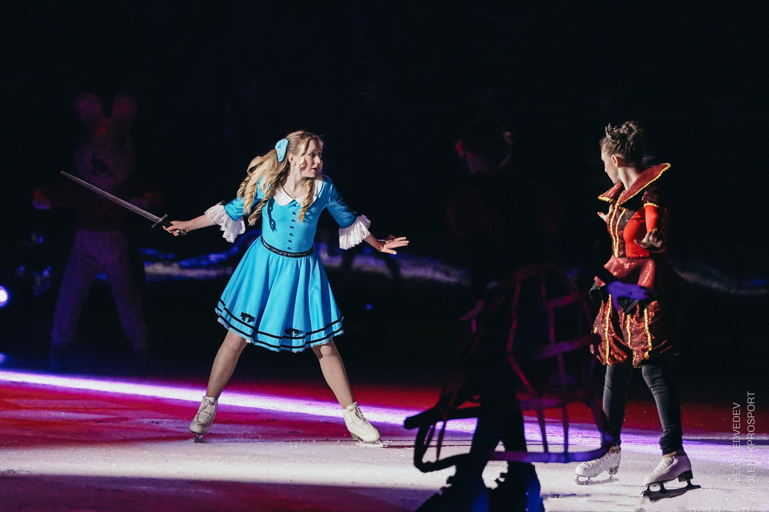 Алиса в стране чудес шоу на льду. Спортивный фотограф Олег Медведев | prosport67 | Смоленск