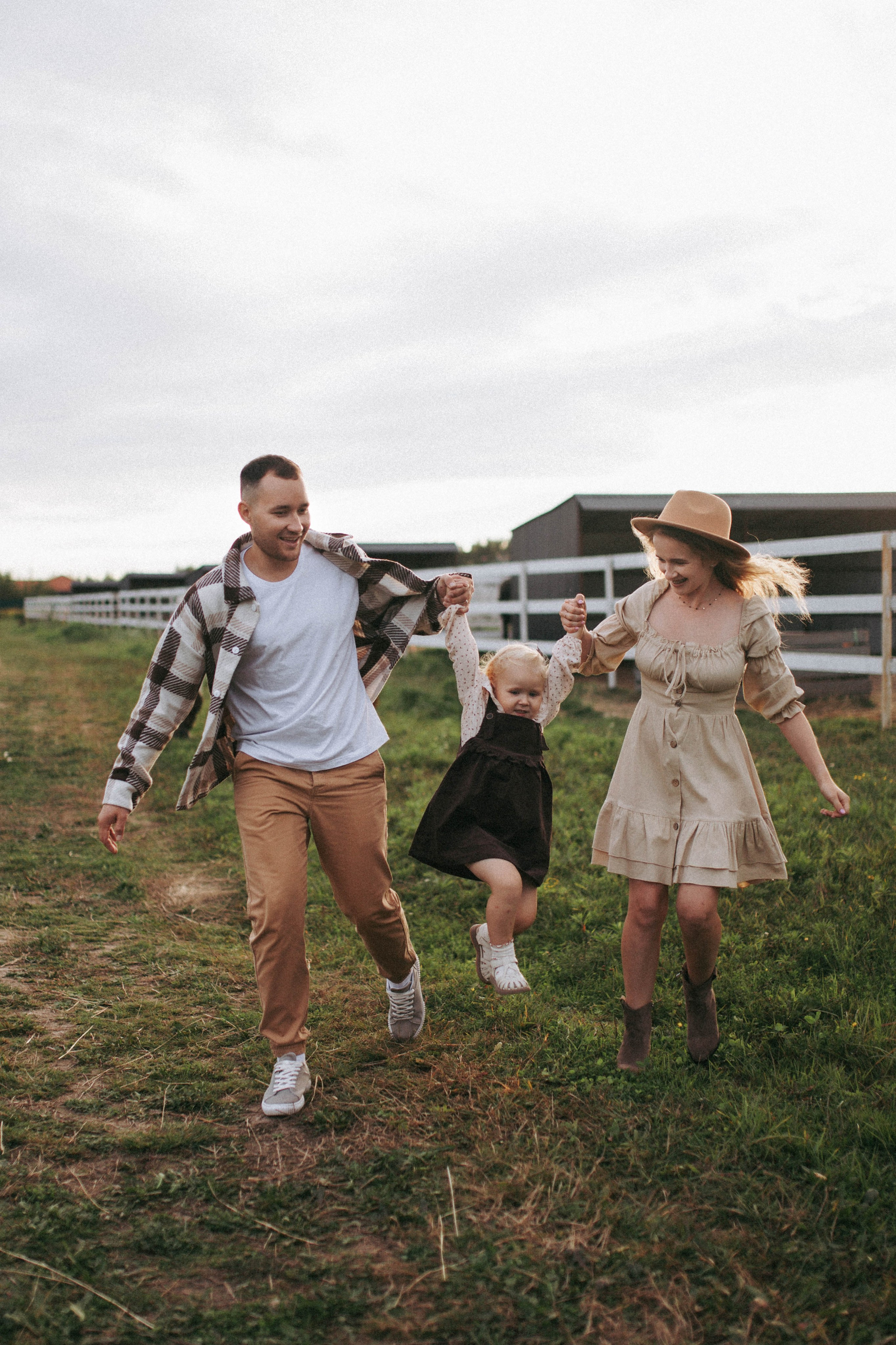 Одним тёплым вечером на ферме с лошадками. Свадебный и семейный фотограф в Нижнем Новгороде