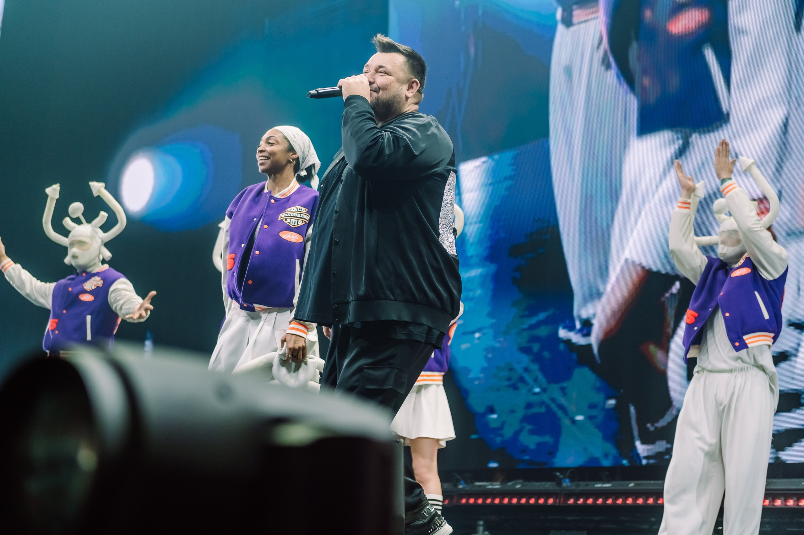 Руки вверх в Ледовом Дворце 15.11.2025. Детский фотограф, семейный фотограф и репортажи в Кемерово