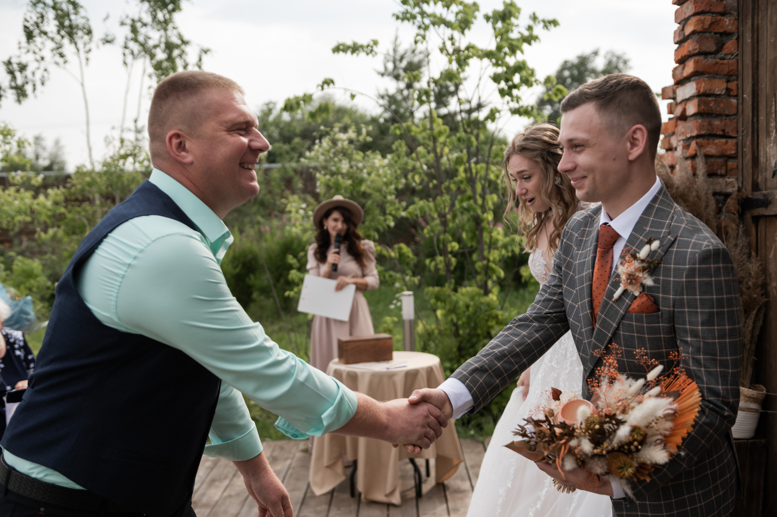 V & D. Свадебный и семейный фотограф в Москве и Европе Евгения Амелина