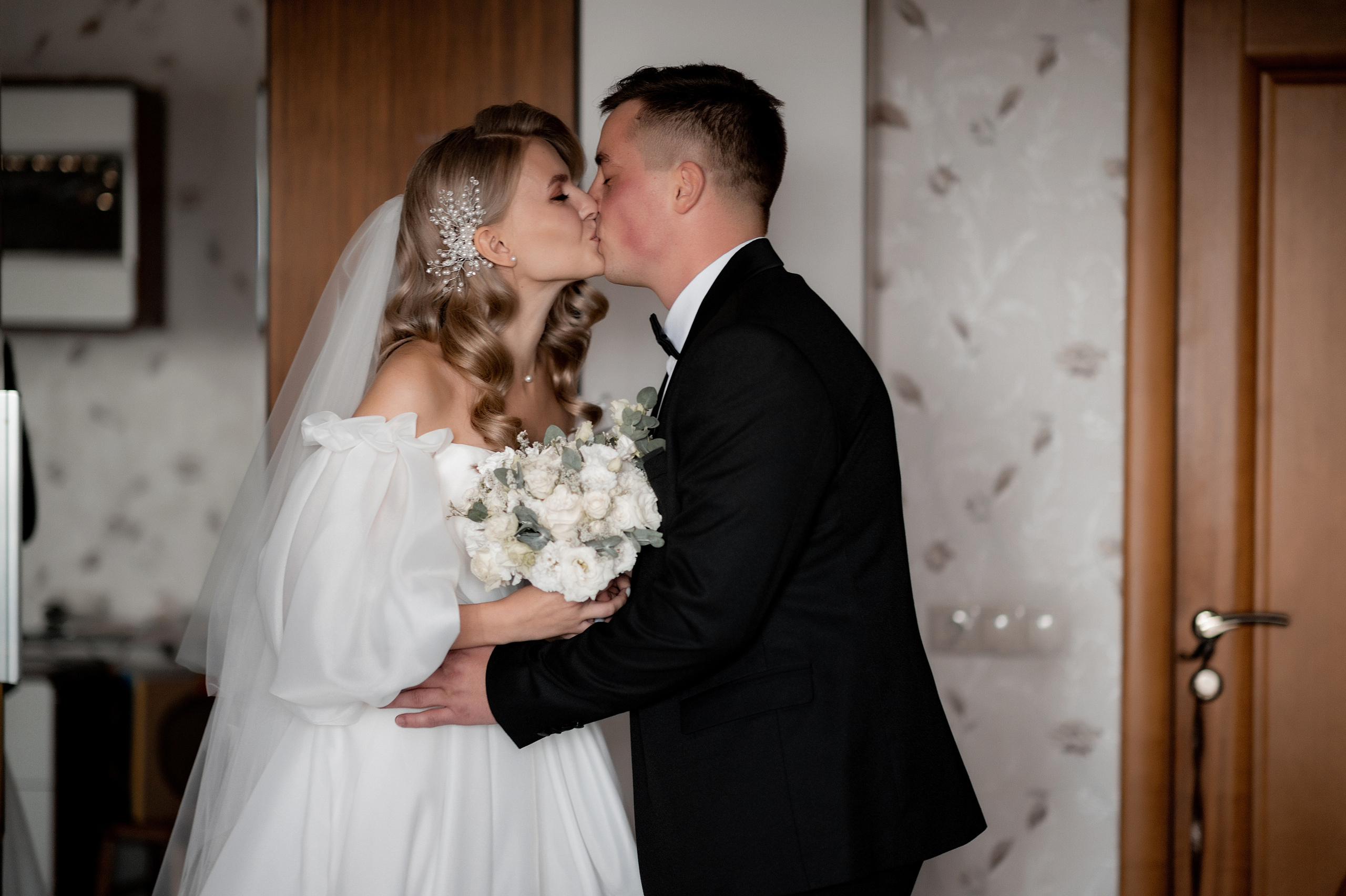 D & N. Свадебный и семейный фотограф в Москве и Европе Евгения Амелина