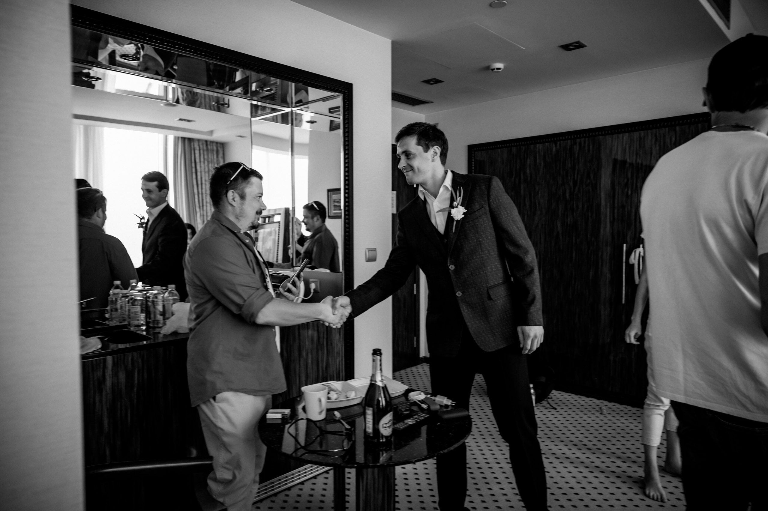 D & L. Свадебный и семейный фотограф в Москве и Европе Евгения Амелина