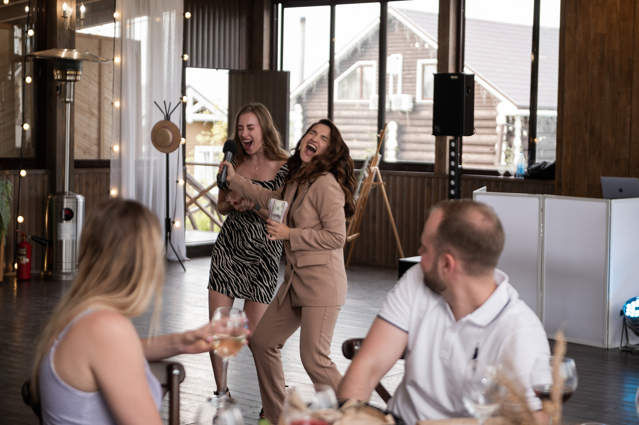 V & D. Свадебный и семейный фотограф в Москве и Европе Евгения Амелина