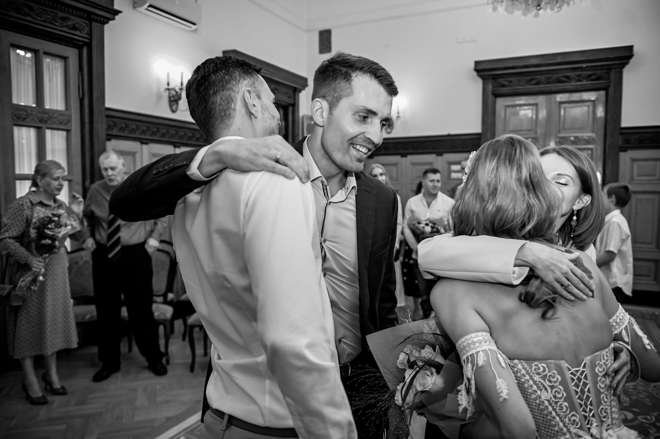 V & I. Свадебный и семейный фотограф в Москве и Европе Евгения Амелина