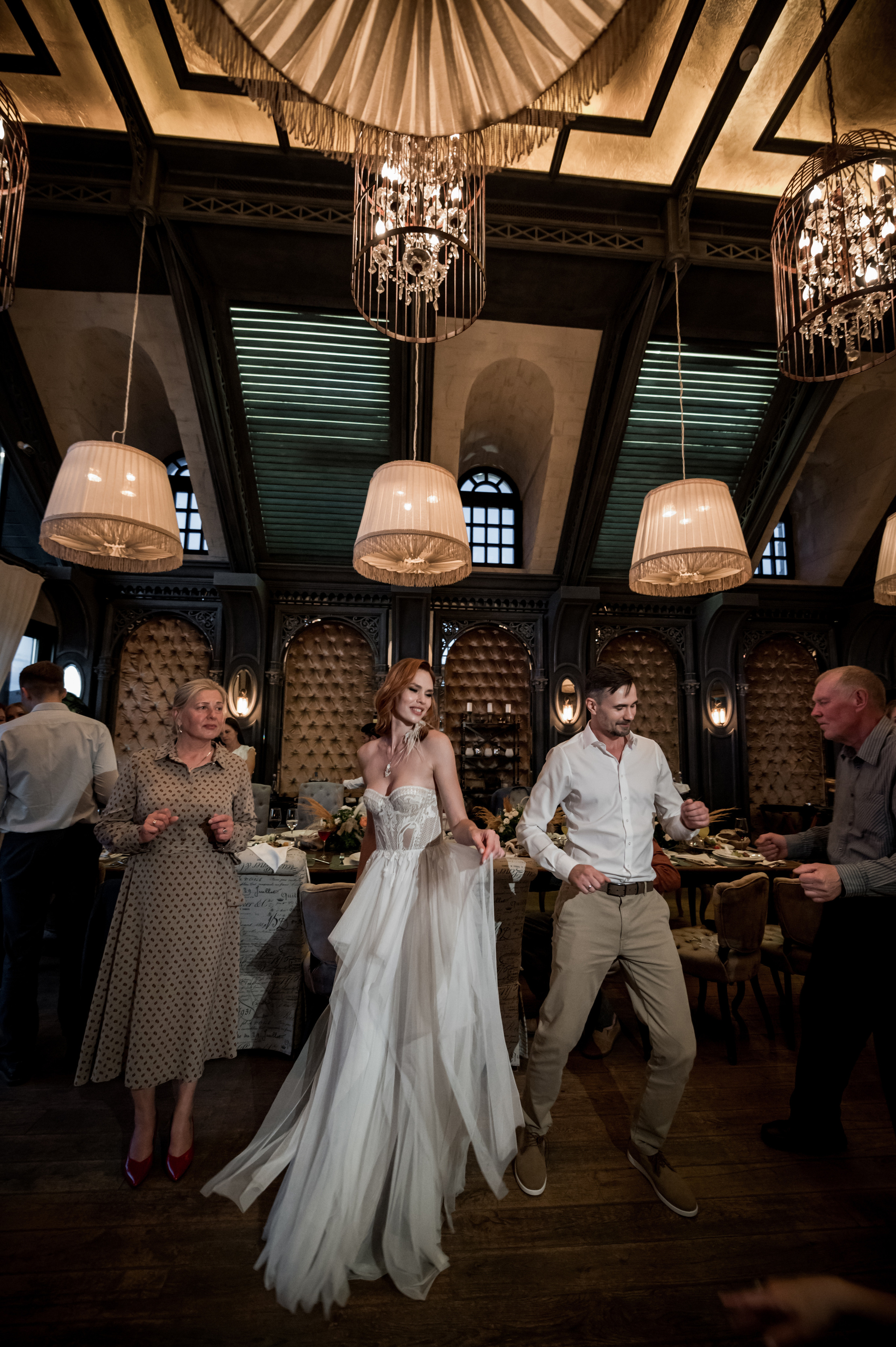 V & I. Свадебный и семейный фотограф в Москве и Европе Евгения Амелина