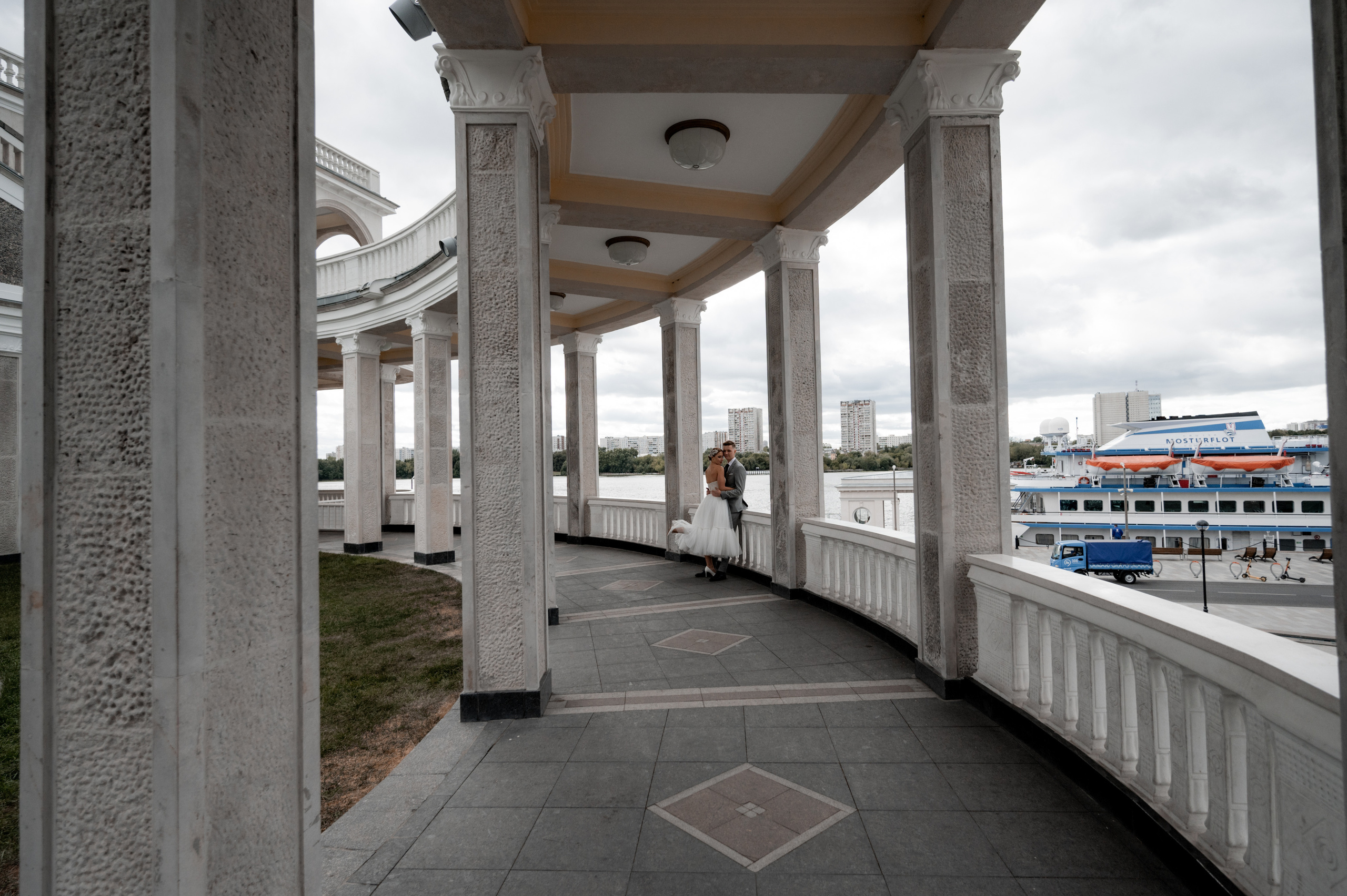 A & K. Свадебный и семейный фотограф в Москве и Европе Евгения Амелина