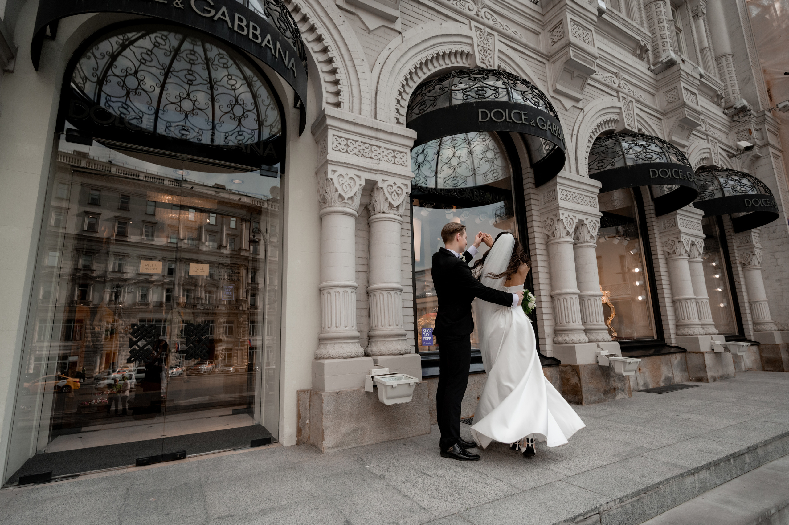 V & D. Свадебный и семейный фотограф в Москве и Европе Евгения Амелина