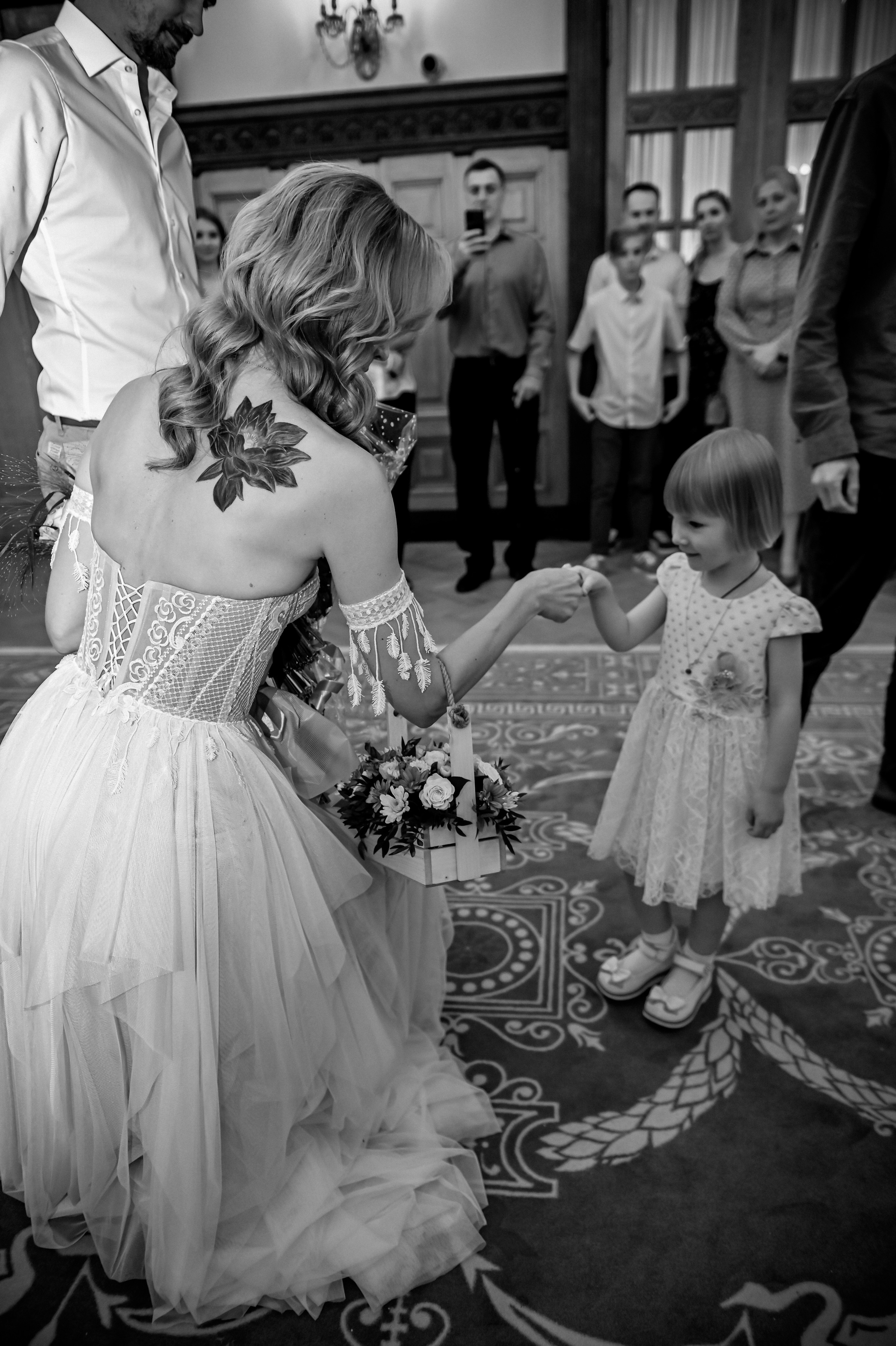 V & I. Свадебный и семейный фотограф в Москве и Европе Евгения Амелина