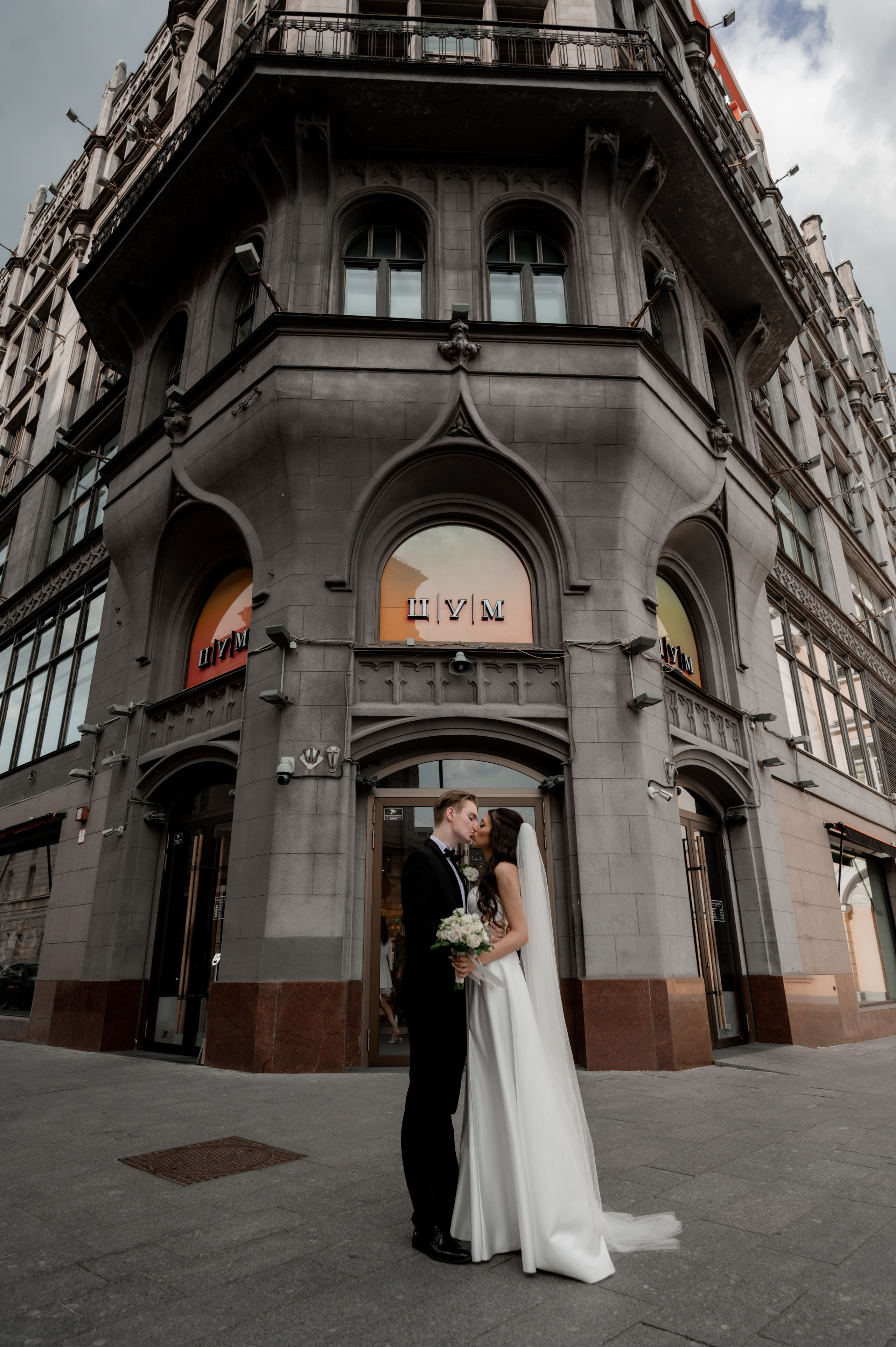 V & D. Свадебный и семейный фотограф в Москве и Европе Евгения Амелина