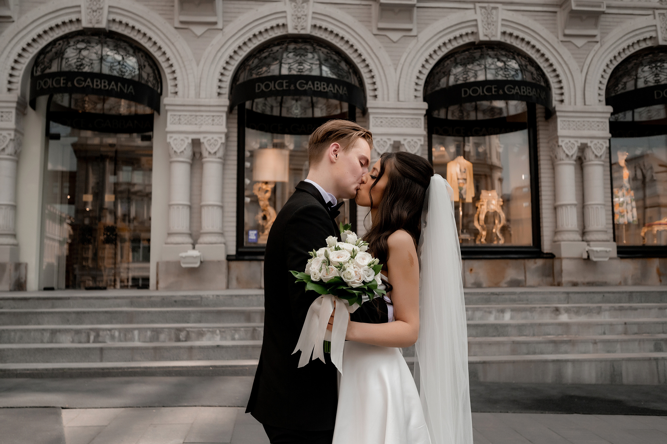 V & D. Свадебный и семейный фотограф в Москве и Европе Евгения Амелина