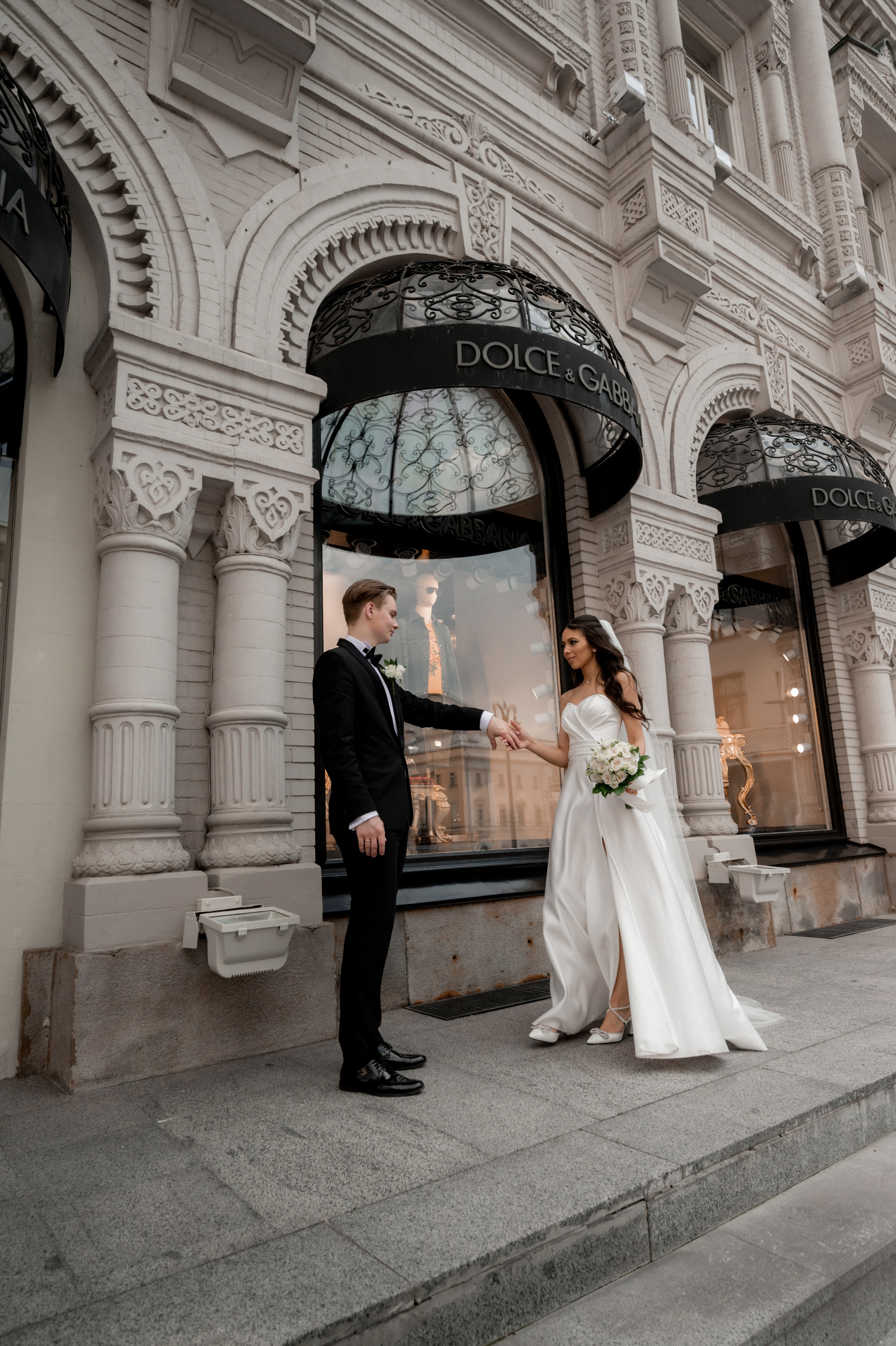 V & D. Свадебный и семейный фотограф в Москве и Европе Евгения Амелина