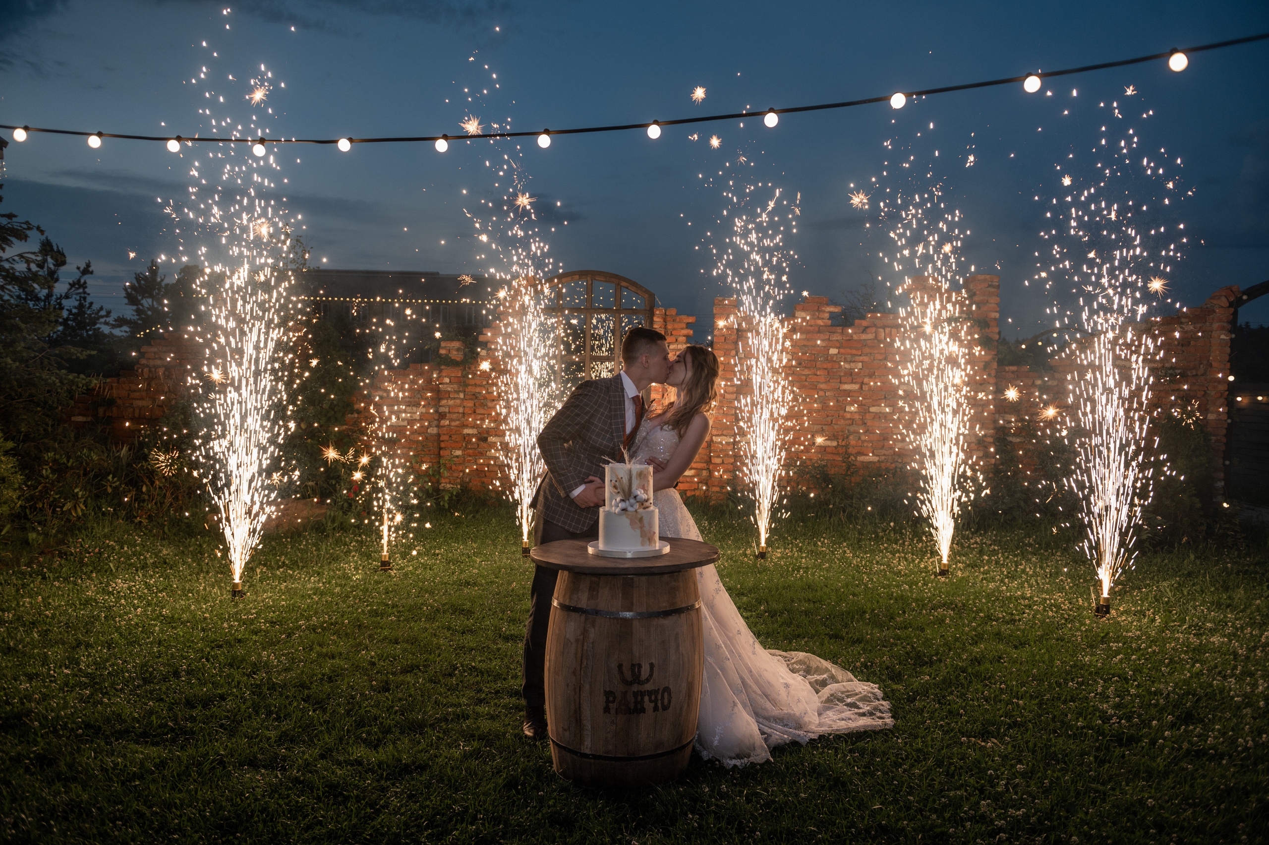 V & D. Свадебный и семейный фотограф в Москве и Европе Евгения Амелина